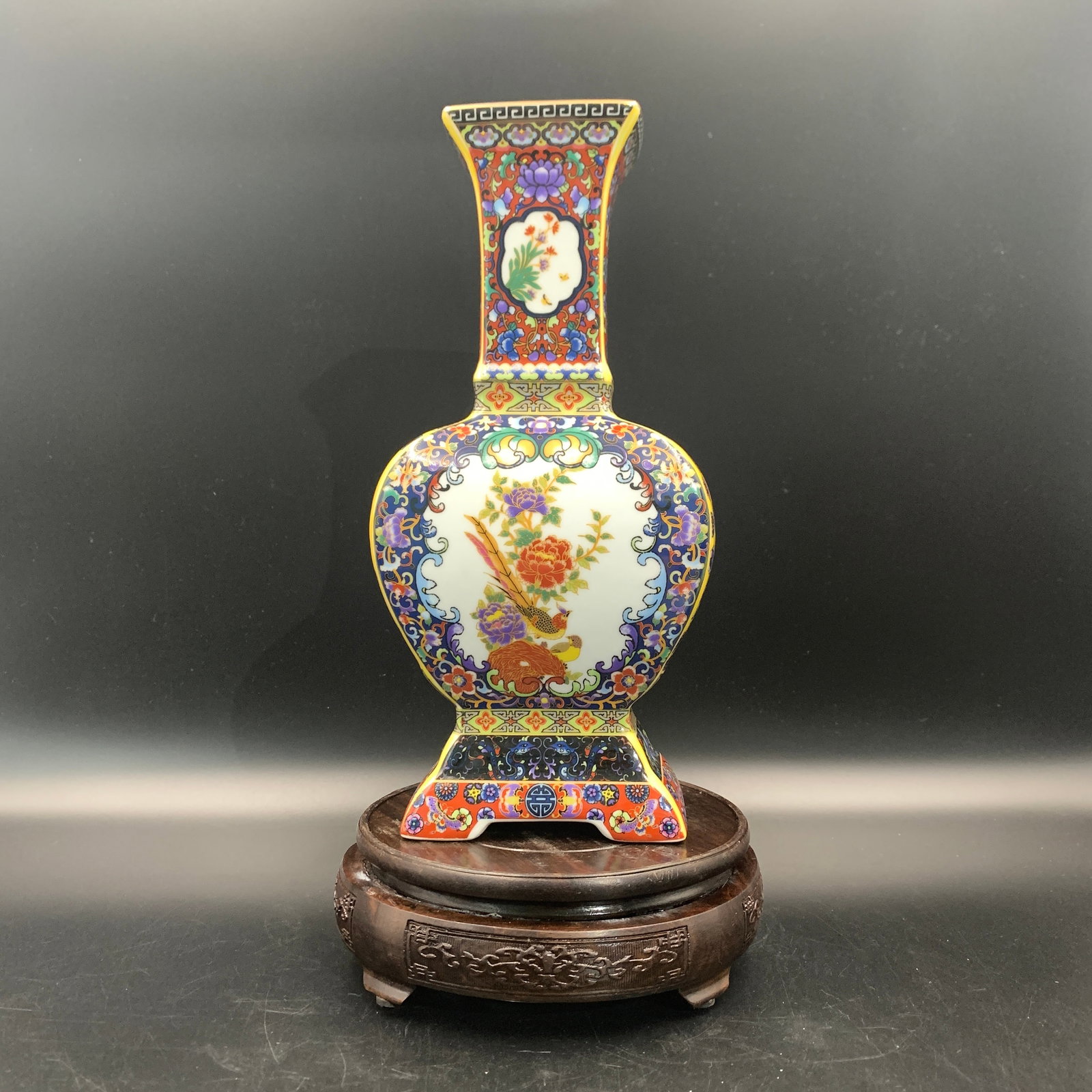 FAMILLE ROSE PHEASANT AND PEONY SQUARE SCEPTER VASE: Republic Period; Long: 5.2 inch; Width: 3.2 inch; High: 10.7 inch; ;Wooden base for picture and display only.