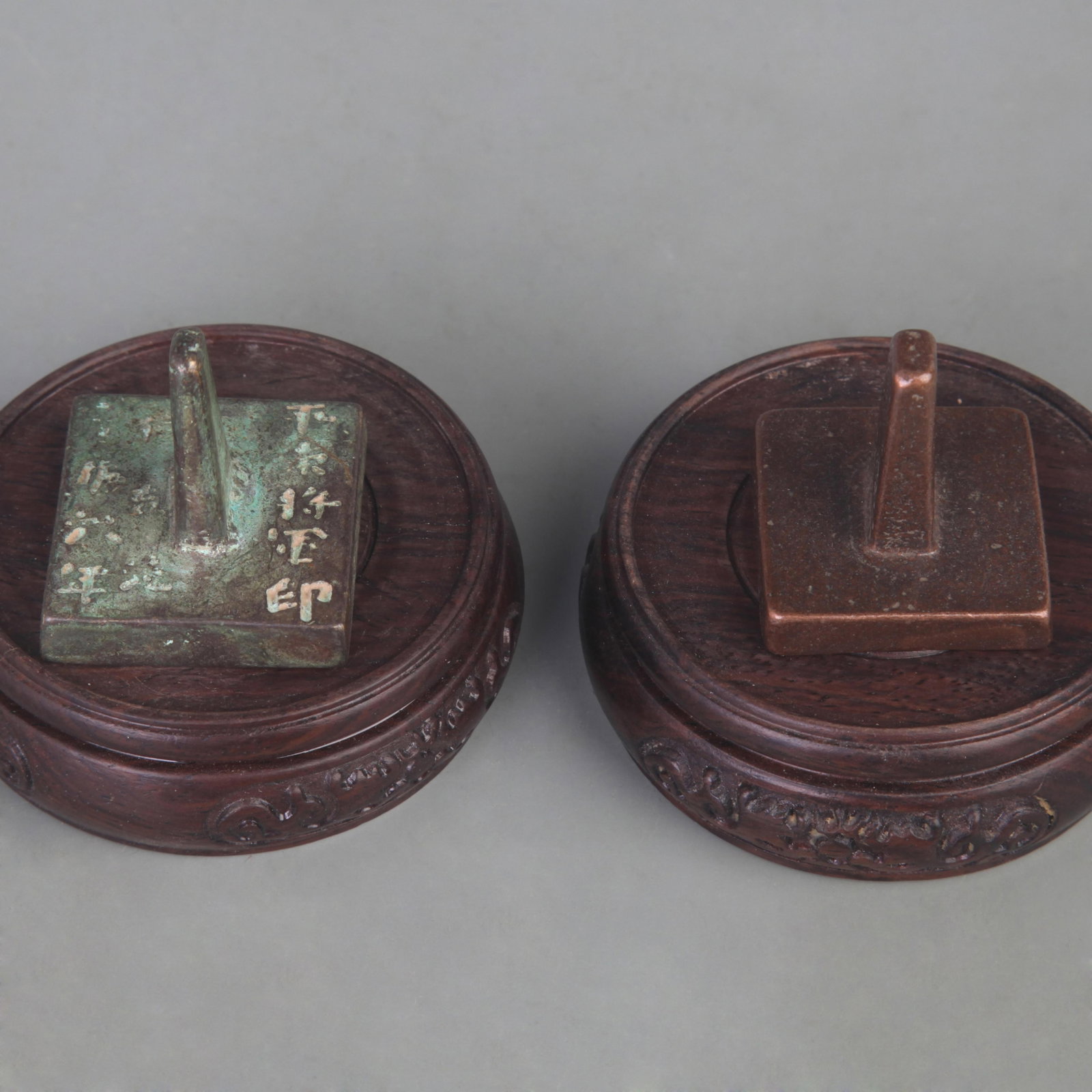 TWO ANTIQUE SQUARE SEALS - 2
