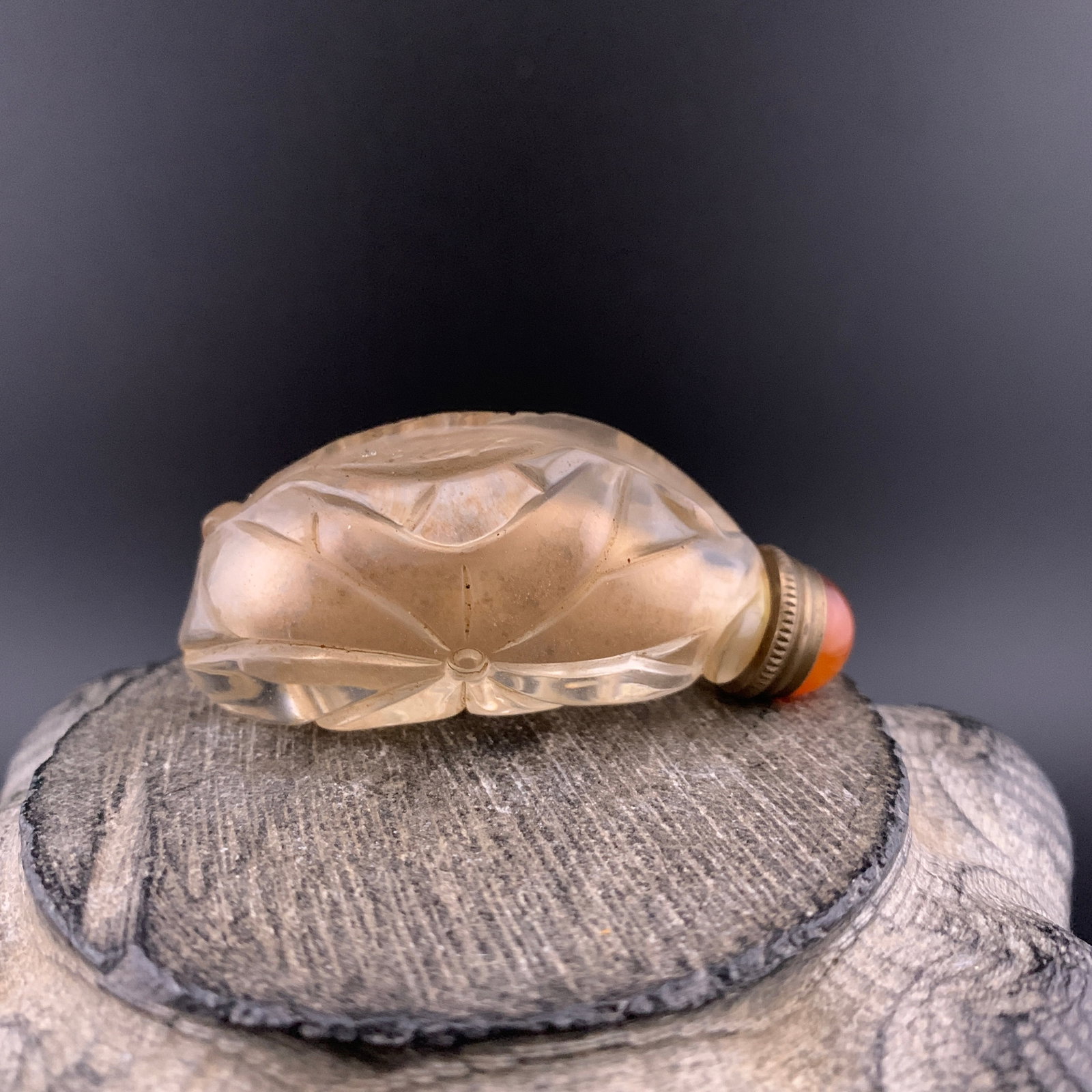 A FINE FISH SHAPE CRYSTAL MADE SNUFF BOTTLE - 5