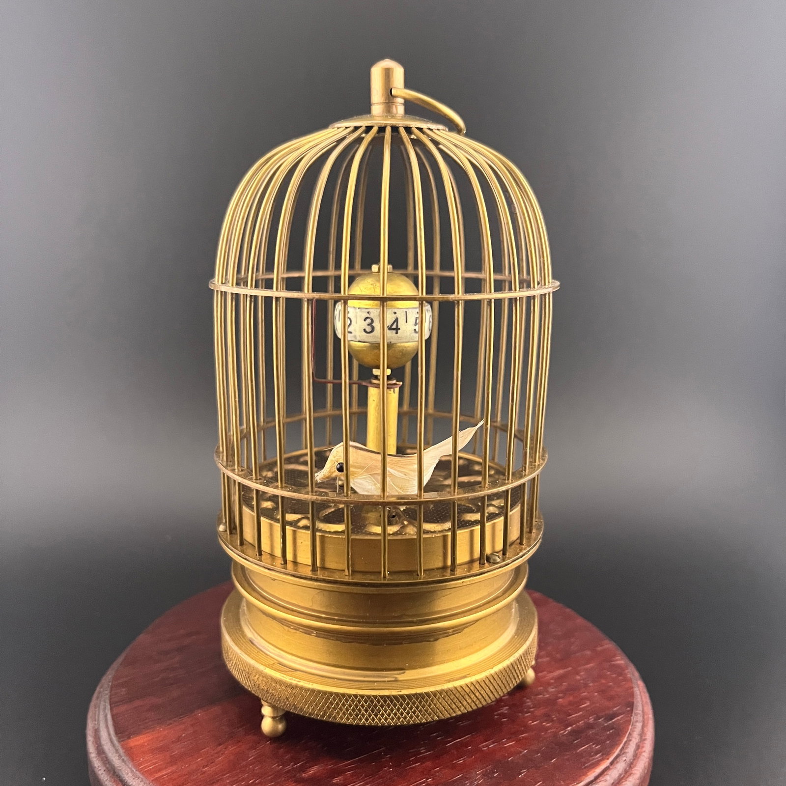 VINTAGE SWISS BRASS 'BIRDCAGE' SINGING BIRD AUTOMATON DESK CLOCK (1 of 5)