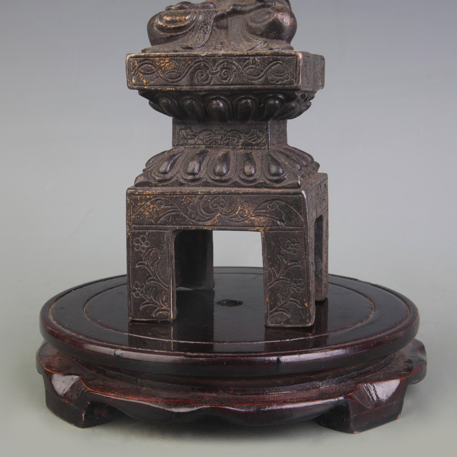 A FINE BRONZE BUDDHA STATUE - 3