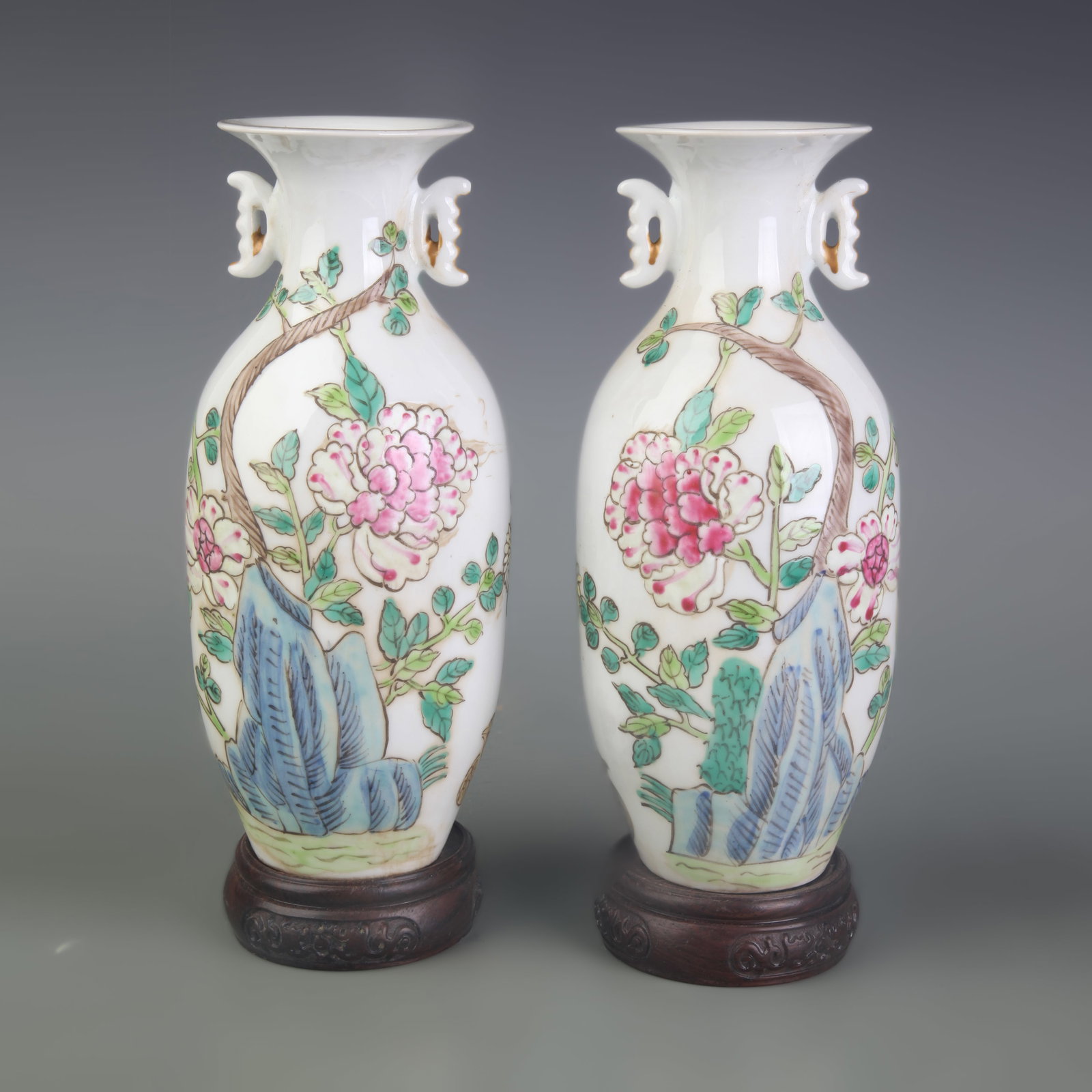 PAIR OF FAMILLE ROSE FLORAL DOUBLE-EAR PORCELAIN VASE: Qing Dynasty Guang Xu Period; Diameter: Diameter: 2.9 inch; High: 8.5 inch ;Wooden base for picture and display only.