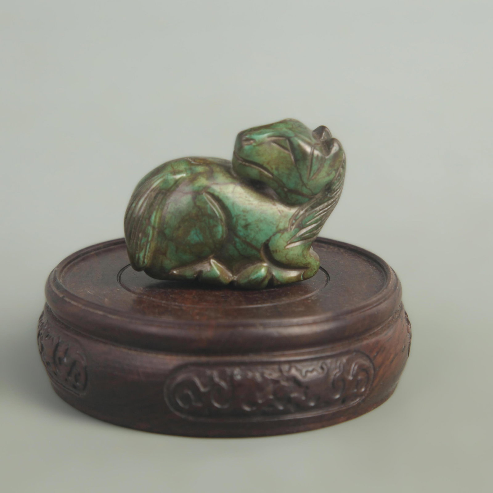 A FINELY RUI SHOU CARVING TURQUOISE FIGURE: Ming Dynasty Style; High: 1.60 inch; Width: 1.10 inch; Long: 2.20 inch; ;Wooden base for picture and display only.