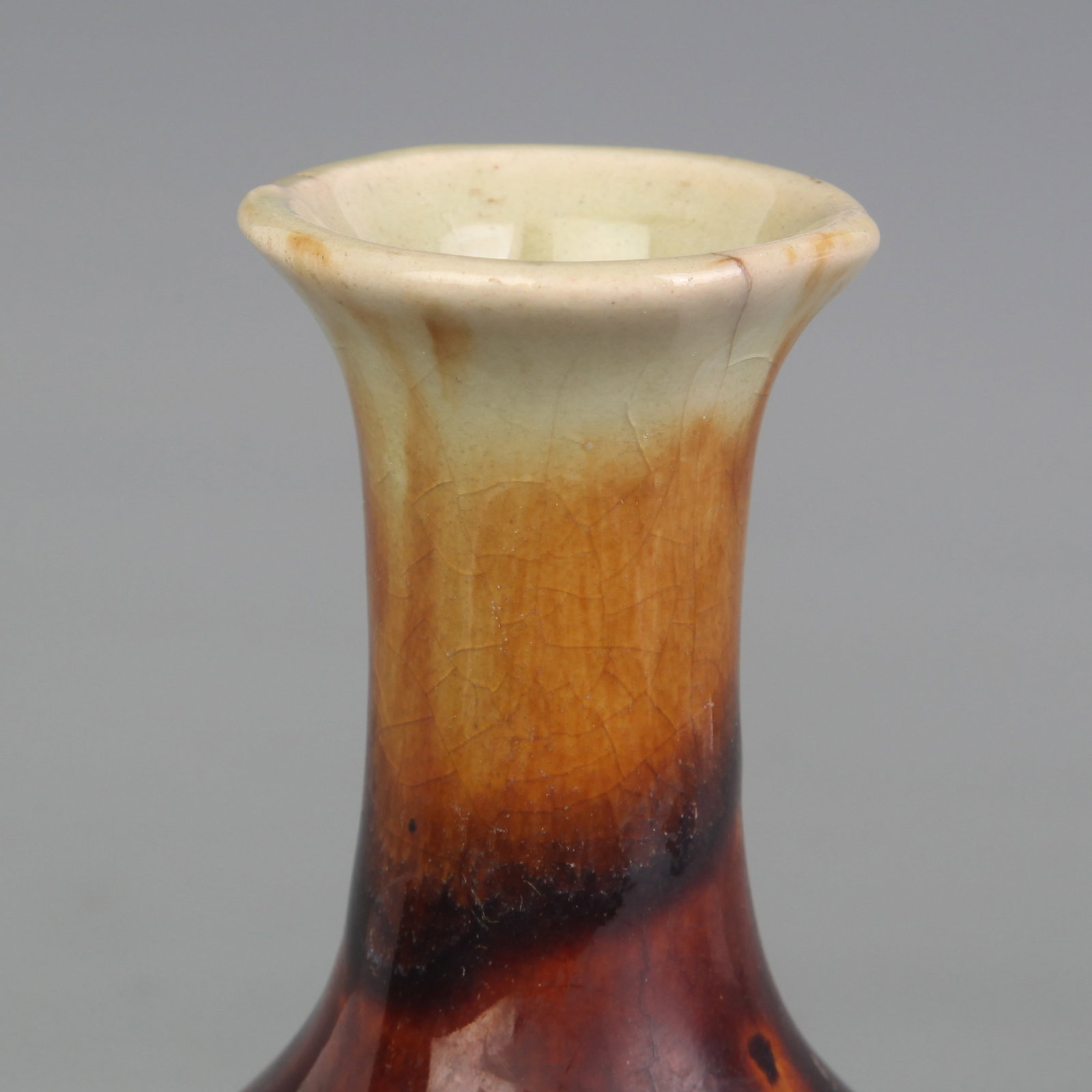 TRANSMUTATION-GLAZED SMALL PORCELAIN VASE - 2