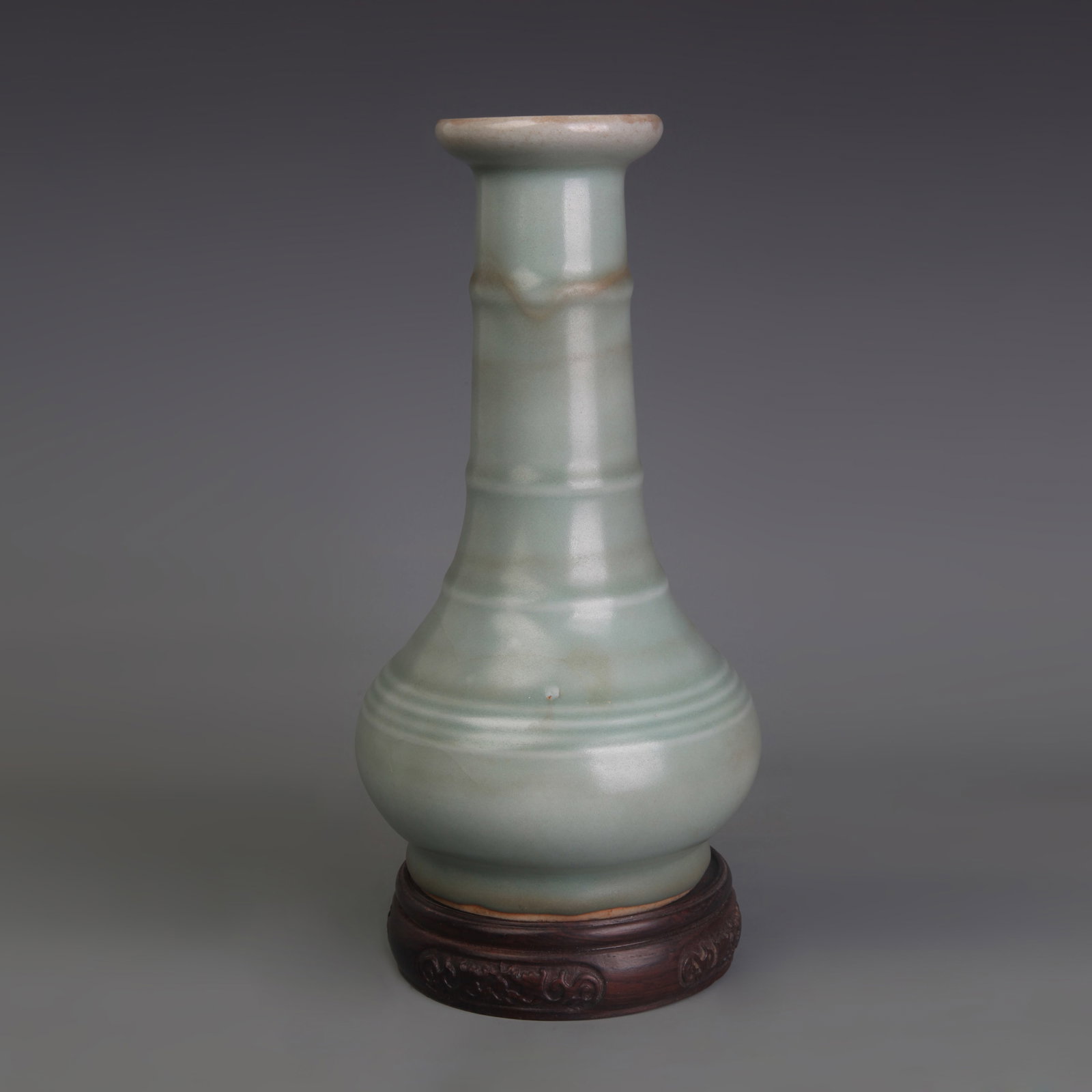 CELADON PORCELAIN VASE WITH HORIZONTAL RIBBED BANDS (1 of 5)