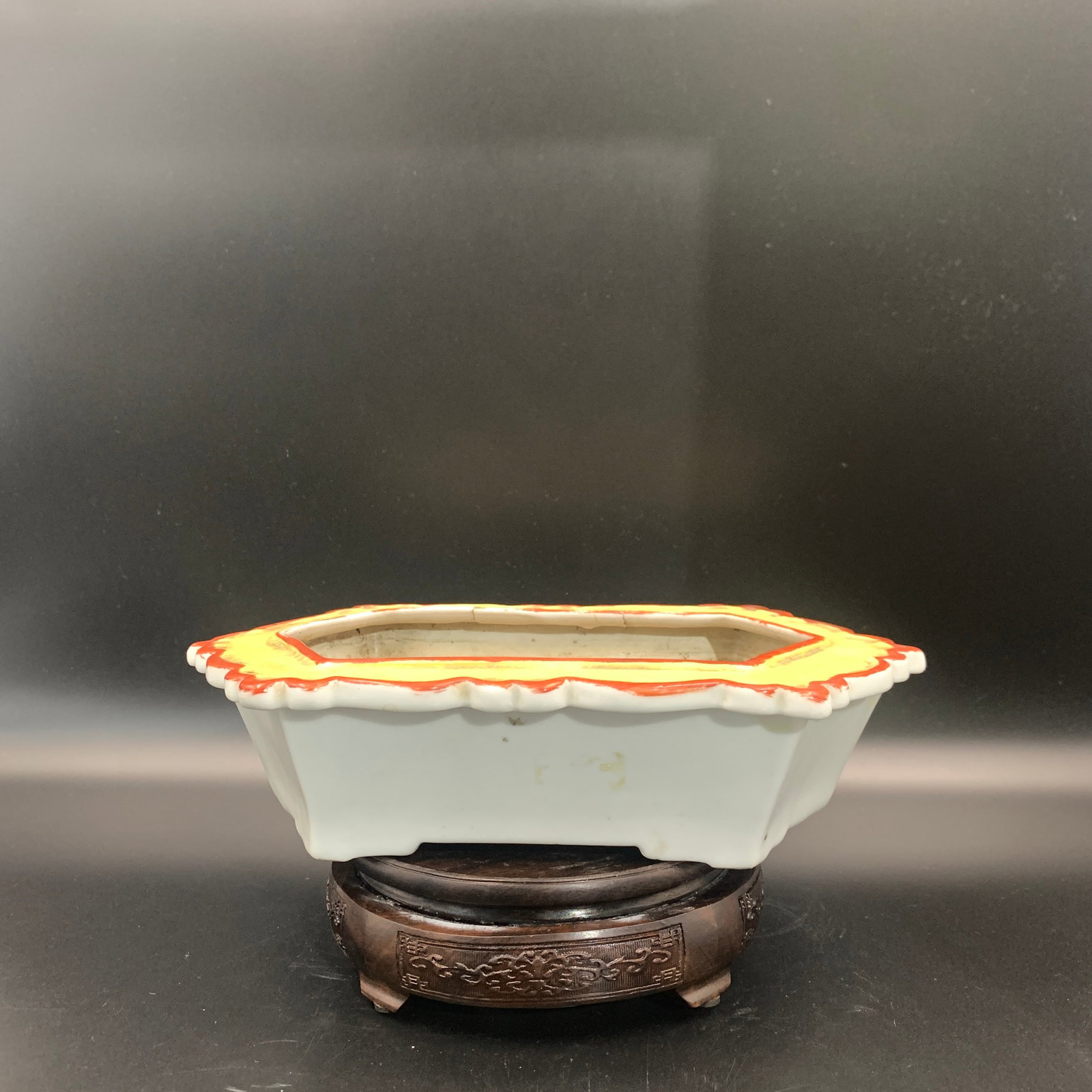 HEXAGONAL FAMILLE ROSE PORCELAIN PLANTER