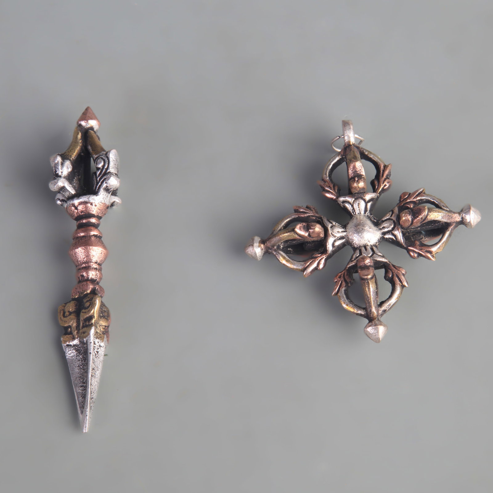 GROUP OF TIBETAN RITUAL ITEM: VAJRA