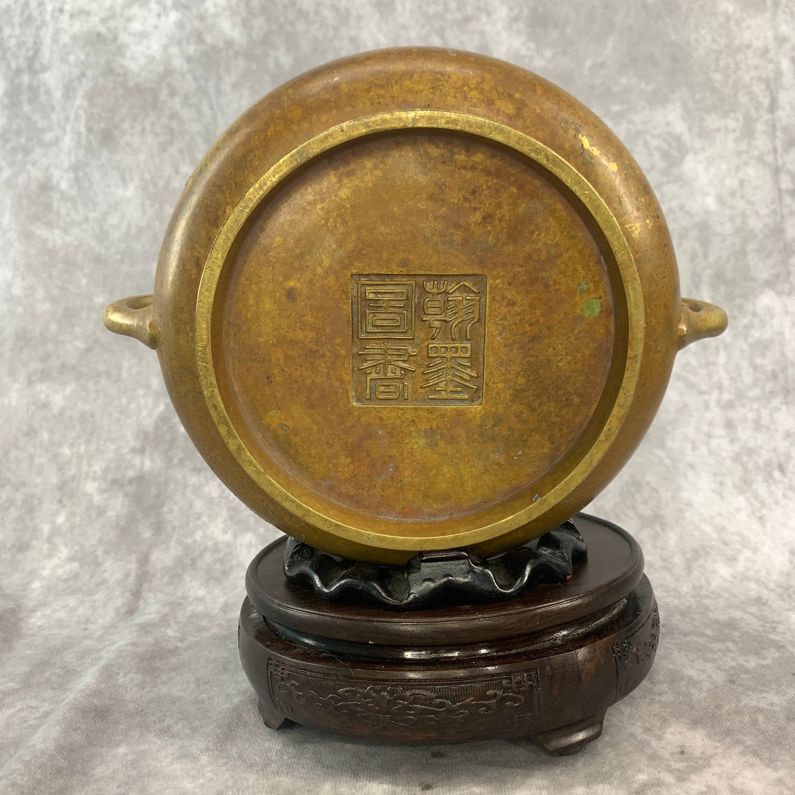 A LARGE BRASS LOOP-HANDLED CENSER - 5
