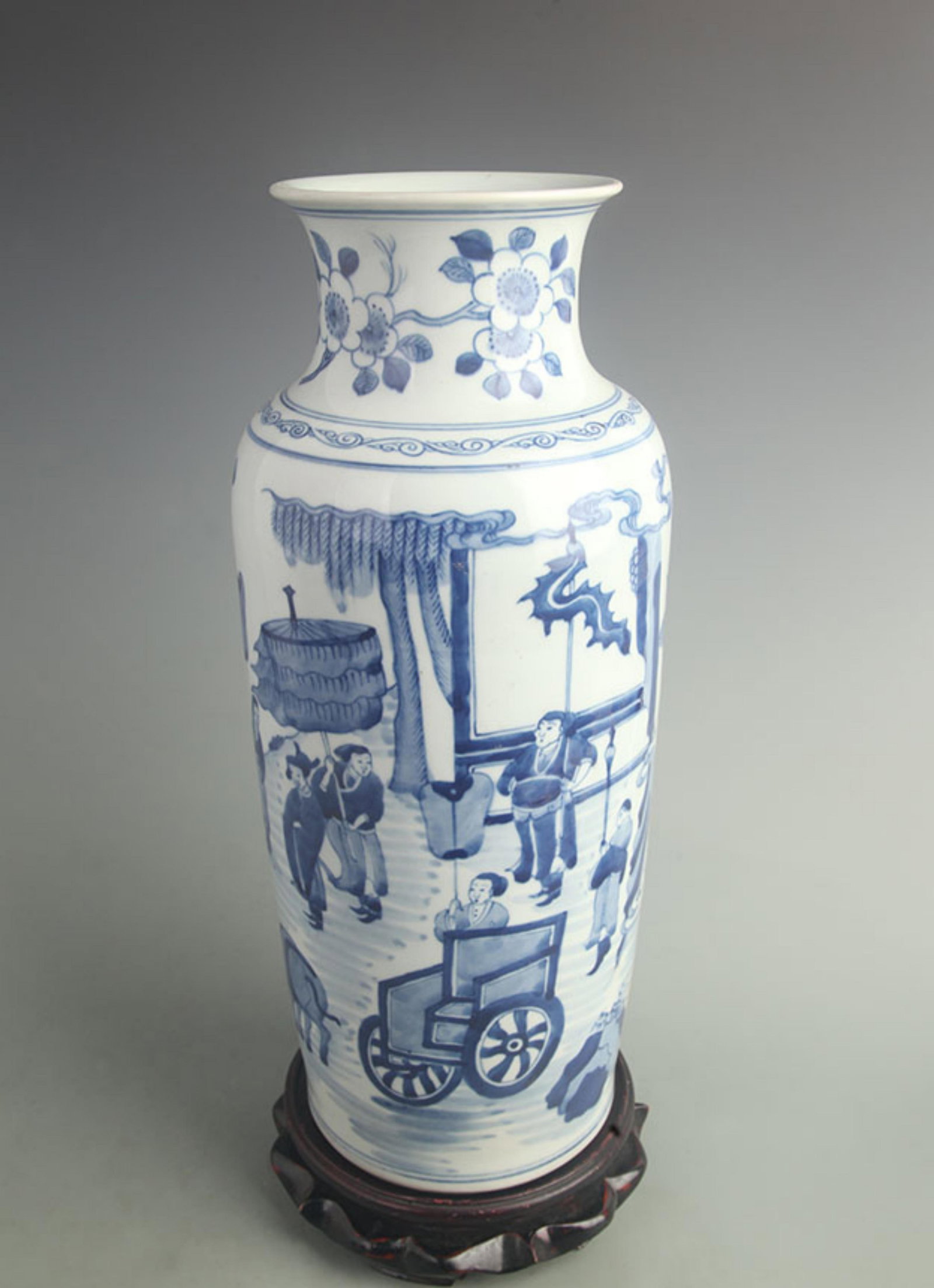 A FINE BLUE AND WHITE CHARACTER PATTERN PORCELAIN VASE: Qing Dynasty Kang Xi Period; High: 15.8 inch; Width: 6.50 inch. Wooden base for display only