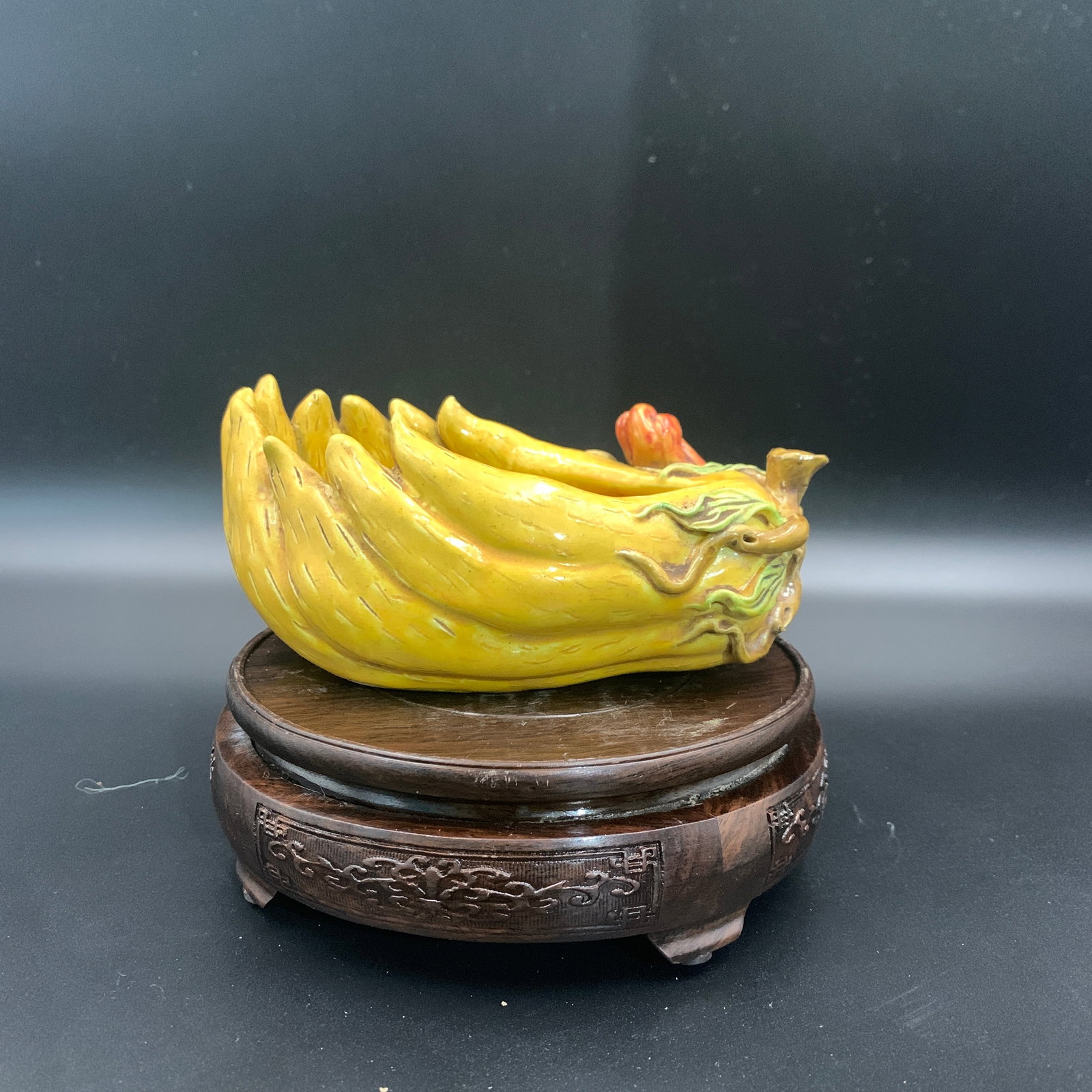 CERAMIC BUDDHA'S HAND CITRON VESSEL - 3