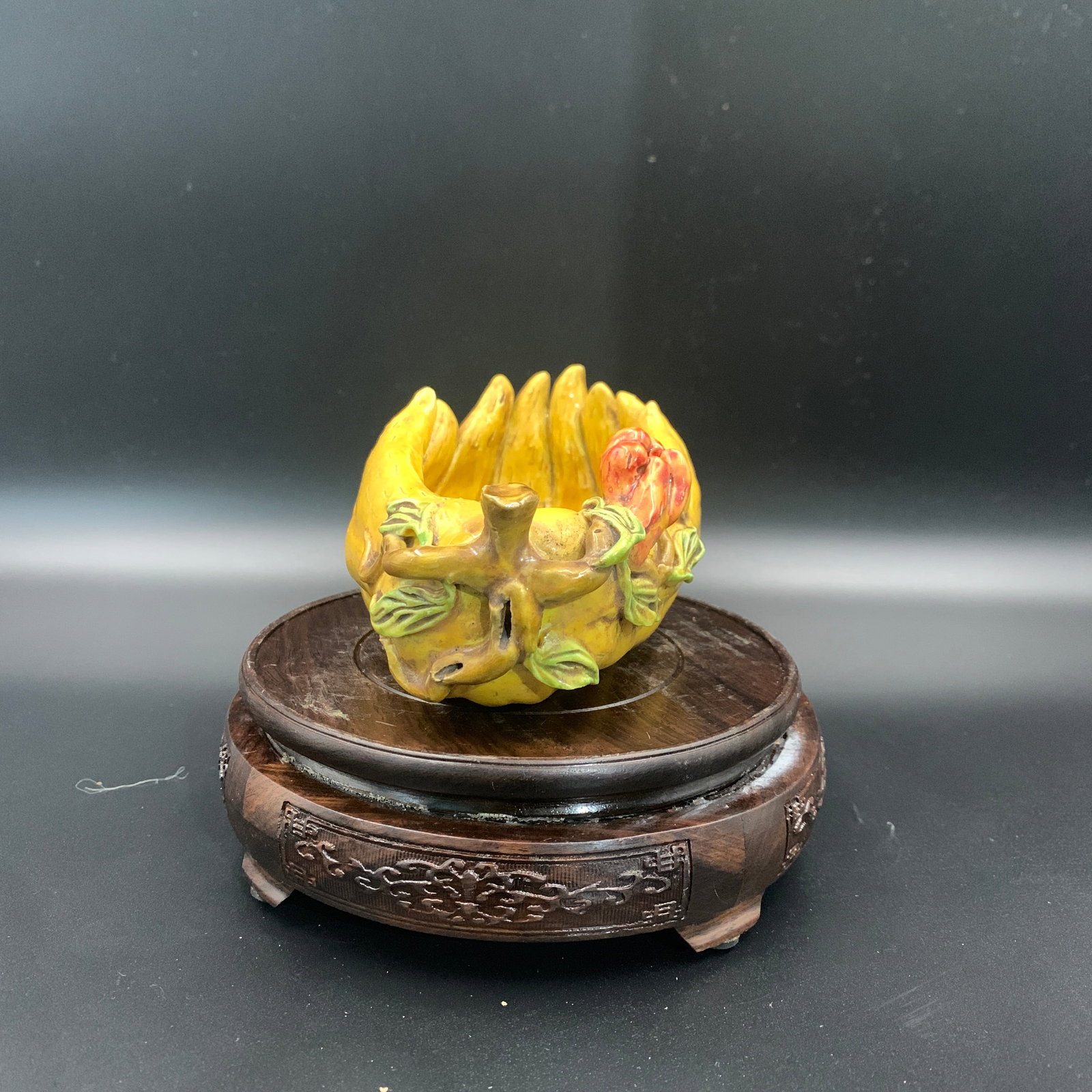 CERAMIC BUDDHA'S HAND CITRON VESSEL - 4