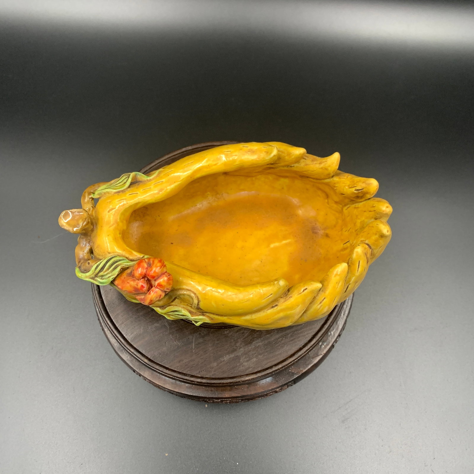 CERAMIC BUDDHA'S HAND CITRON VESSEL - 5