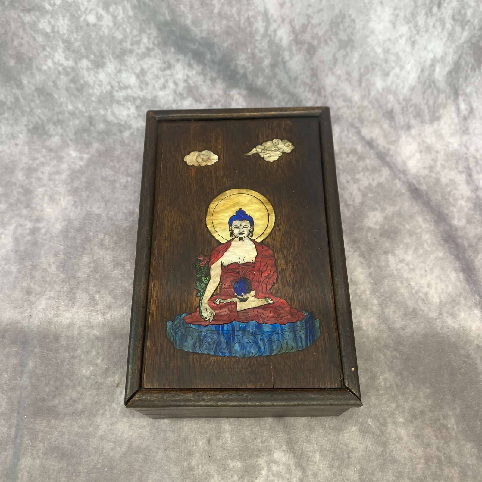 DARK WOOD TRINKET BOX WITH INLAID MEDICINE BUDDHA: Modern; Long: 7.9 inch; Width: 5.15 inch; High: 3.4 inch; . Wooden base for display only
