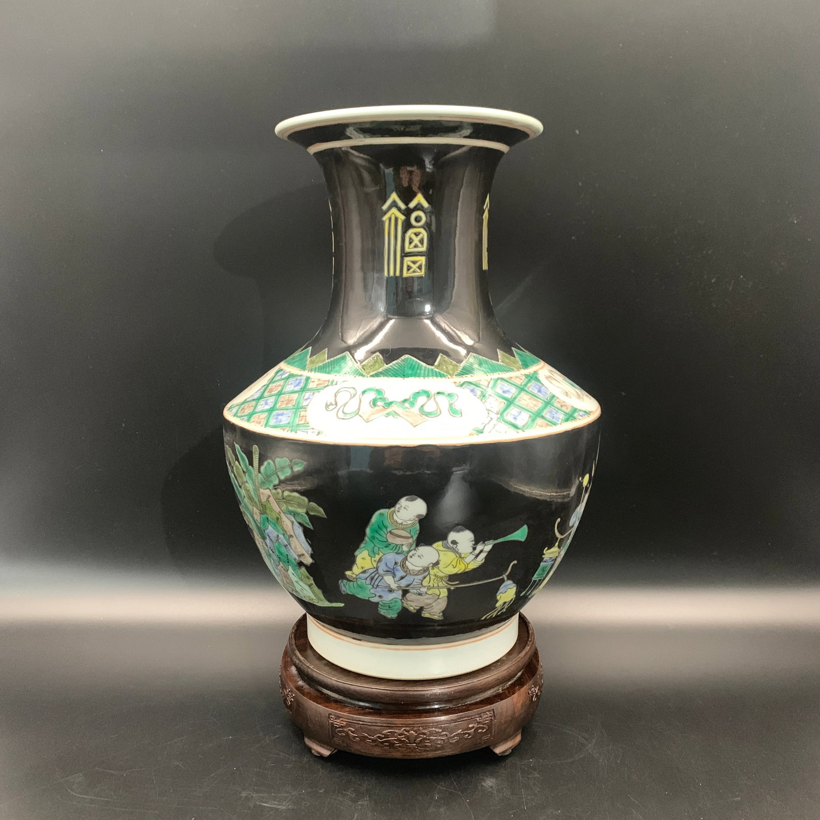 FAMILLE NOIRE "ONE HUNDRED BOYS" BALUSTER STYLE PORCELAIN VASE