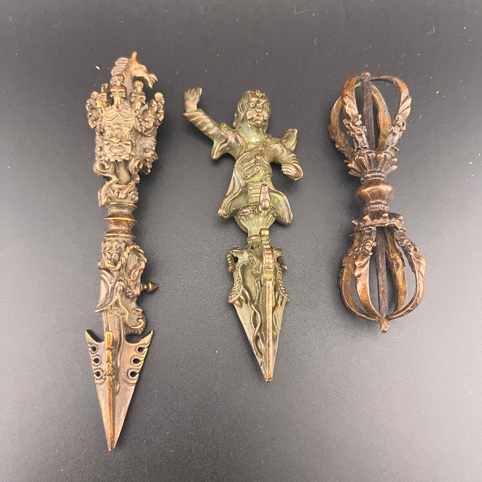TIBETAN RITUAL BRONZE PHURBA DAGGER & SYMMETRICAL VAJRA SET
