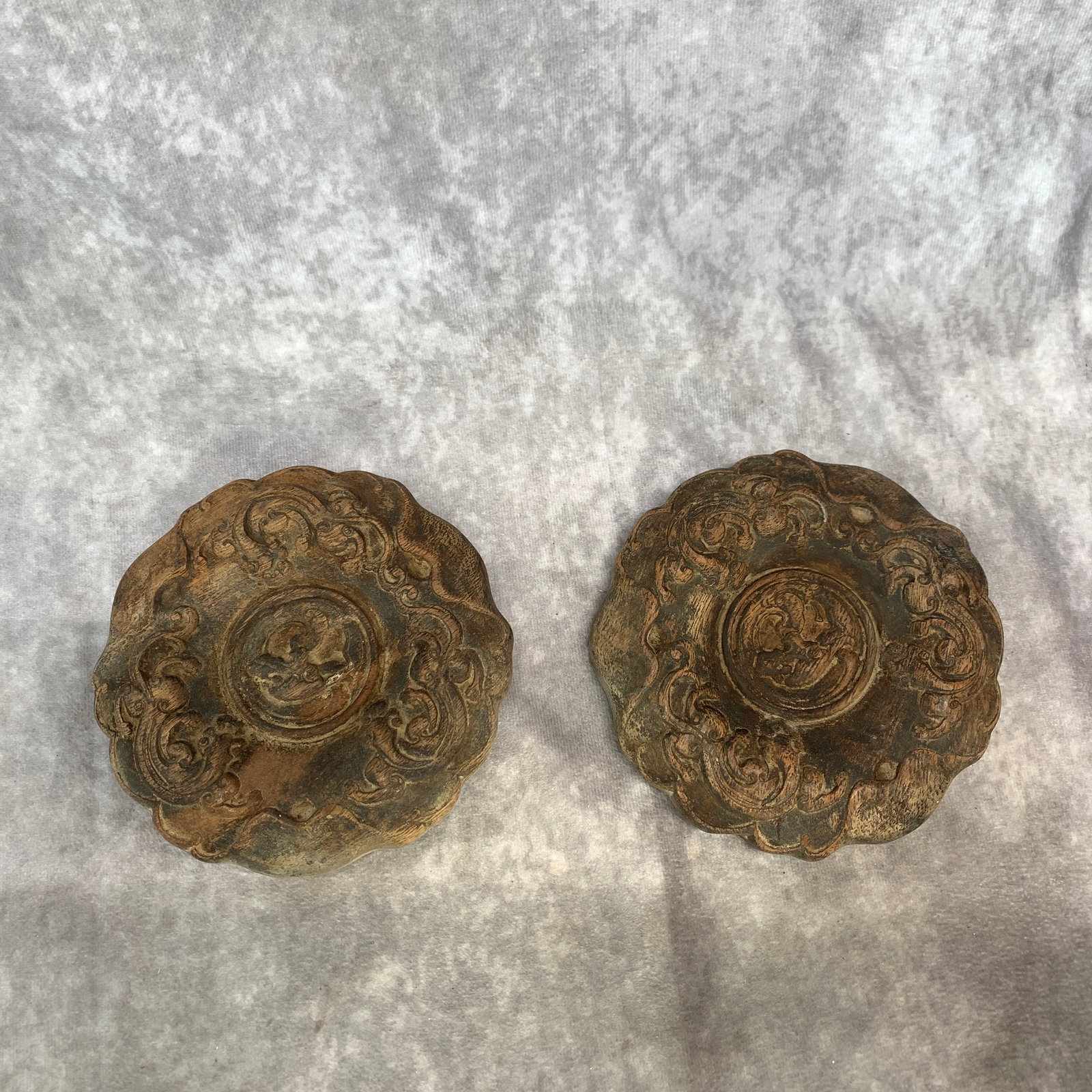 PAIR OF CIRCULAR CARVED HARDWOOD WOODEN BASE: Modern; High: 1.1 inch; Diameter: 5.4 inch; . Wooden base for display only