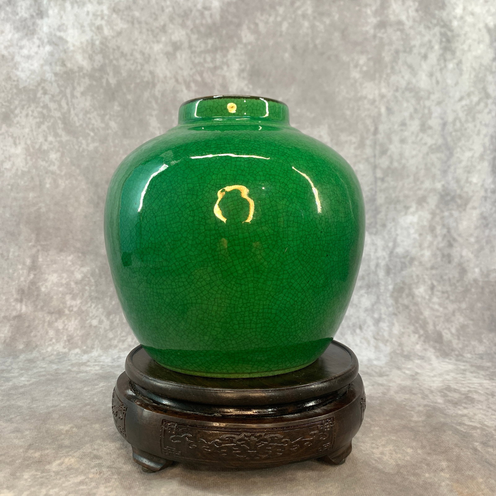 APPLE-GREEN CRACKLE-GLAZED GINGER JAR