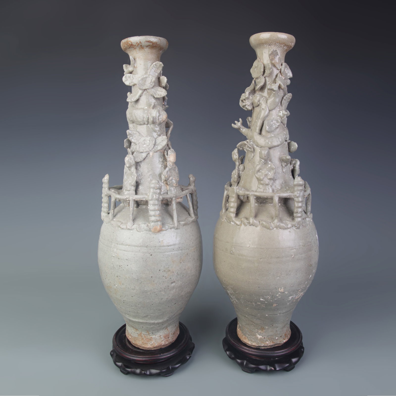 PAIR OF QINGBAI-GLAZED MOLDED LONG-NECK VASES