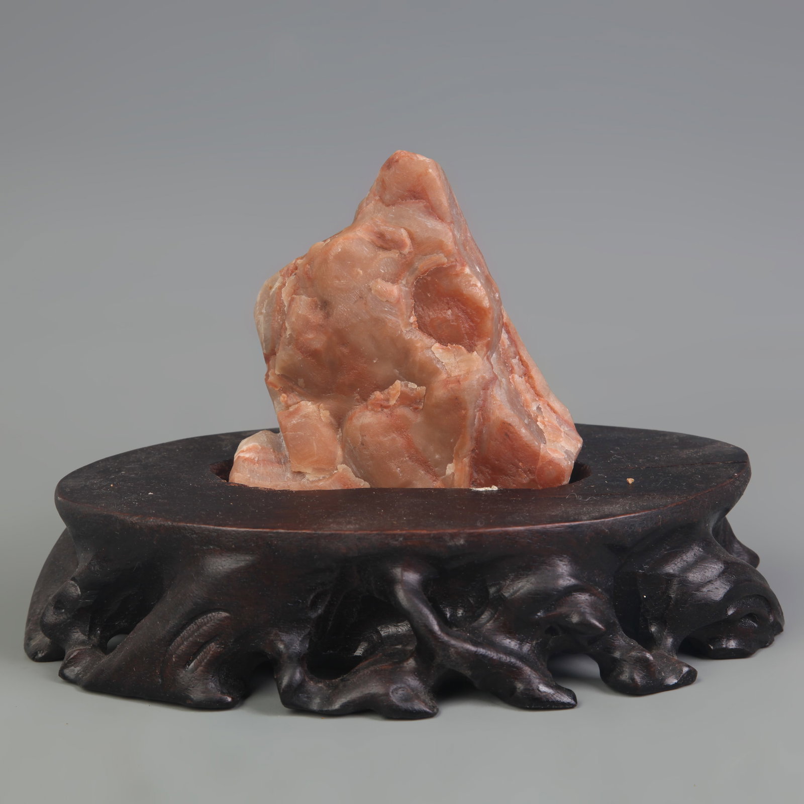 STONE ORNAMENT WITH WOODEN STAND
