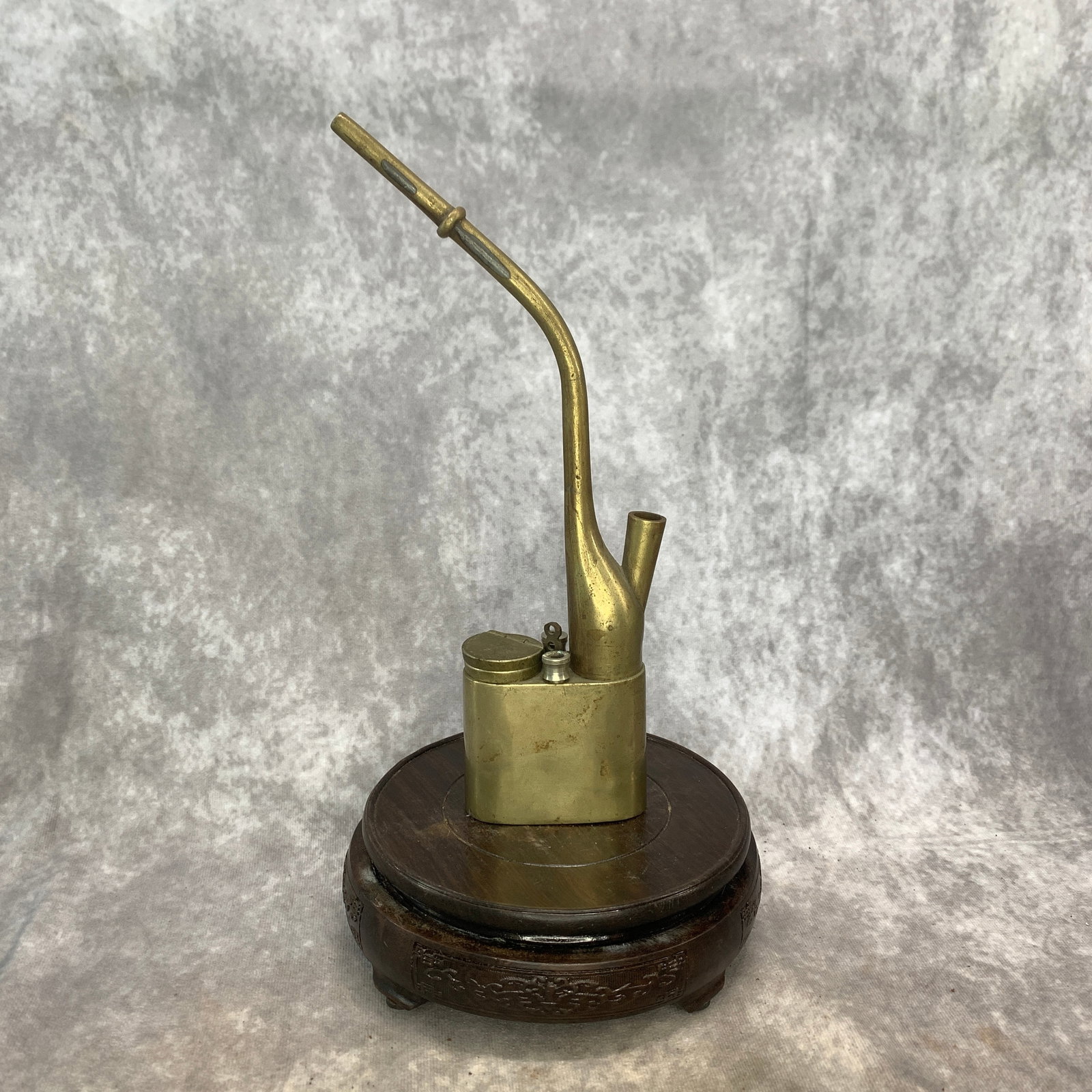REPUBLIC-PERIOD BRASS WATER PIPE - 3