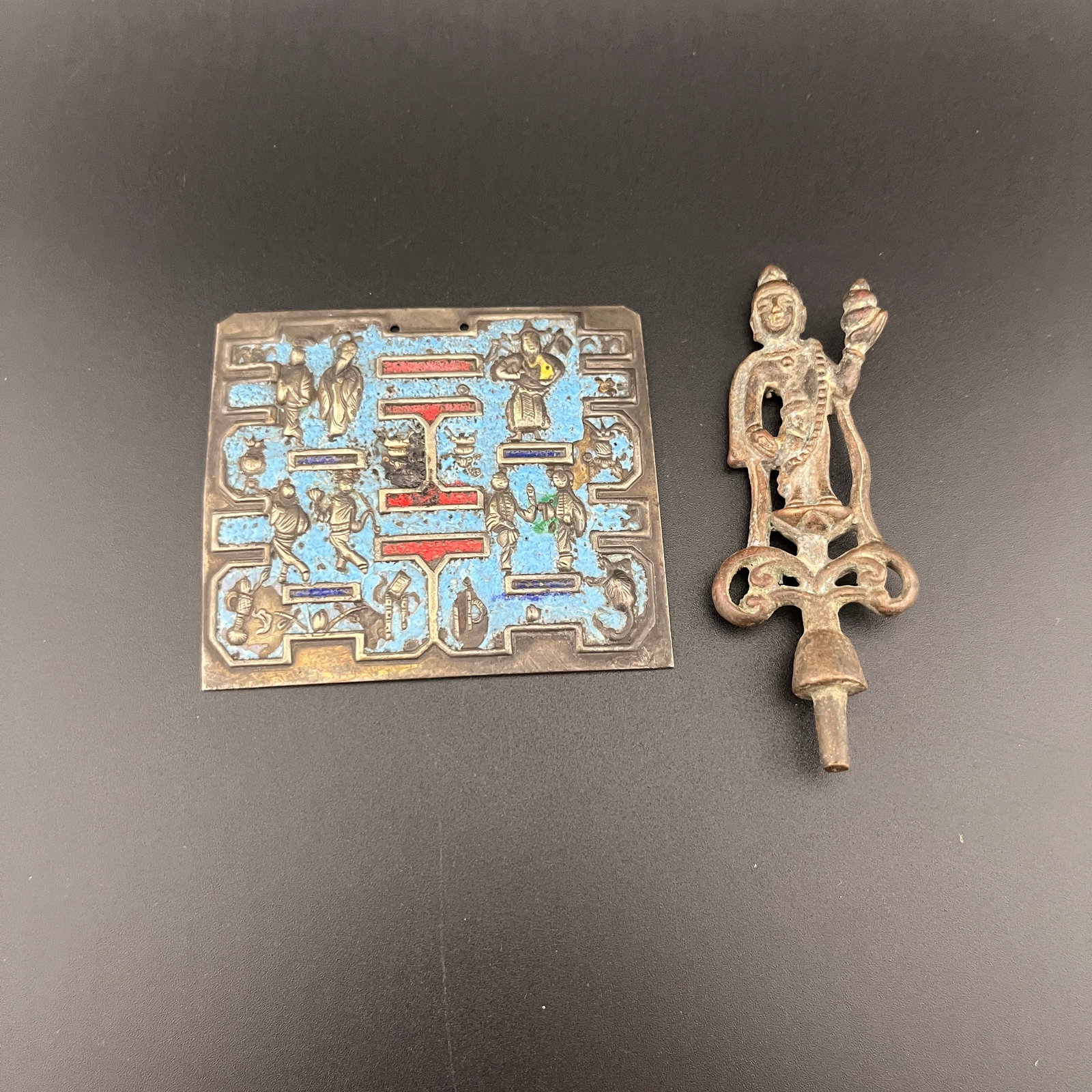 CHINESE ENAMELED WHITE BRONZE PLAQUE & FINIAL IMPLEMENT