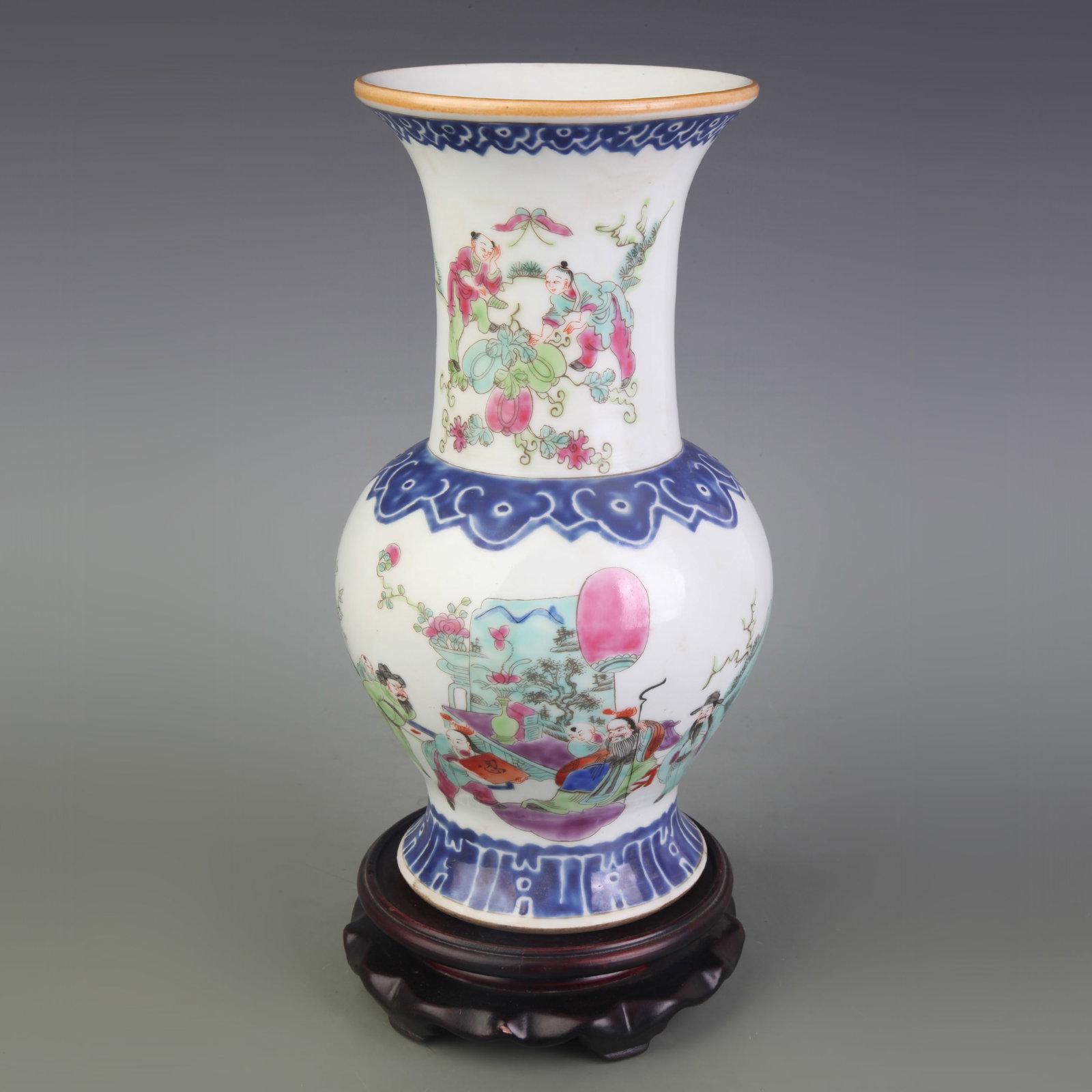 FAMILLE-ROSE ENAMELED PORCELAIN BALUSTER VASE