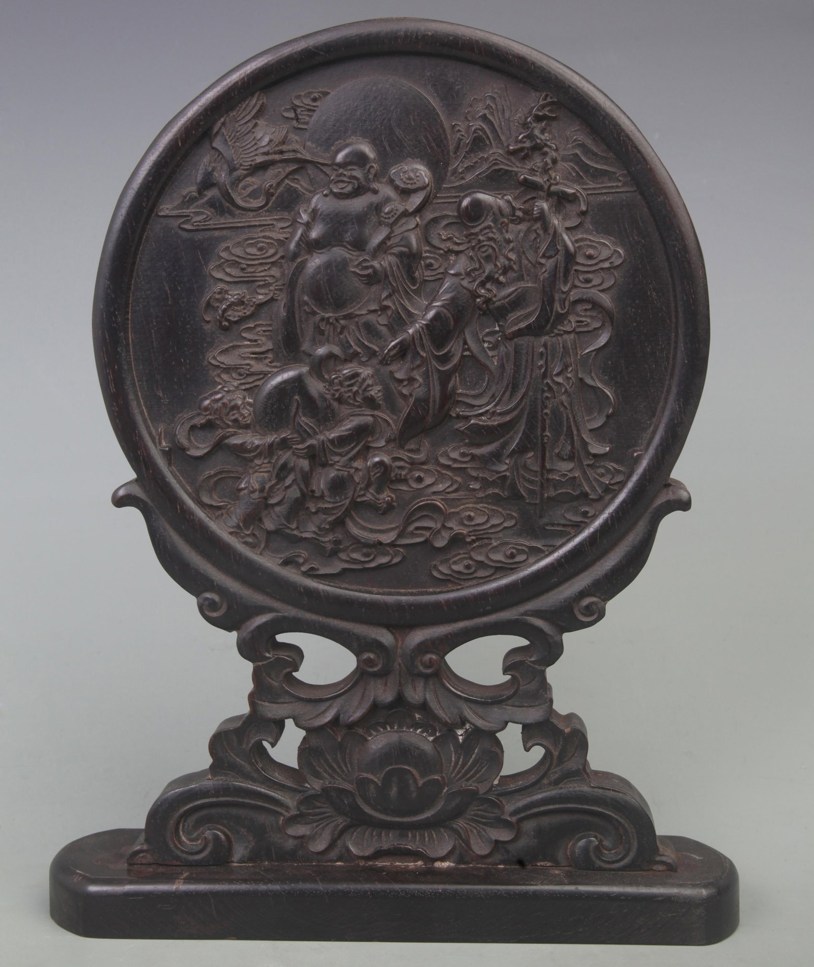 A FINE REDWOOD MADE THREE GODS OF FORTUNE PATTERN TABLE SCREEN: Qing Dynasty; Long: 9.2 inch; Width: 2 inch; High: 11.6 inch; . Wooden base for display only