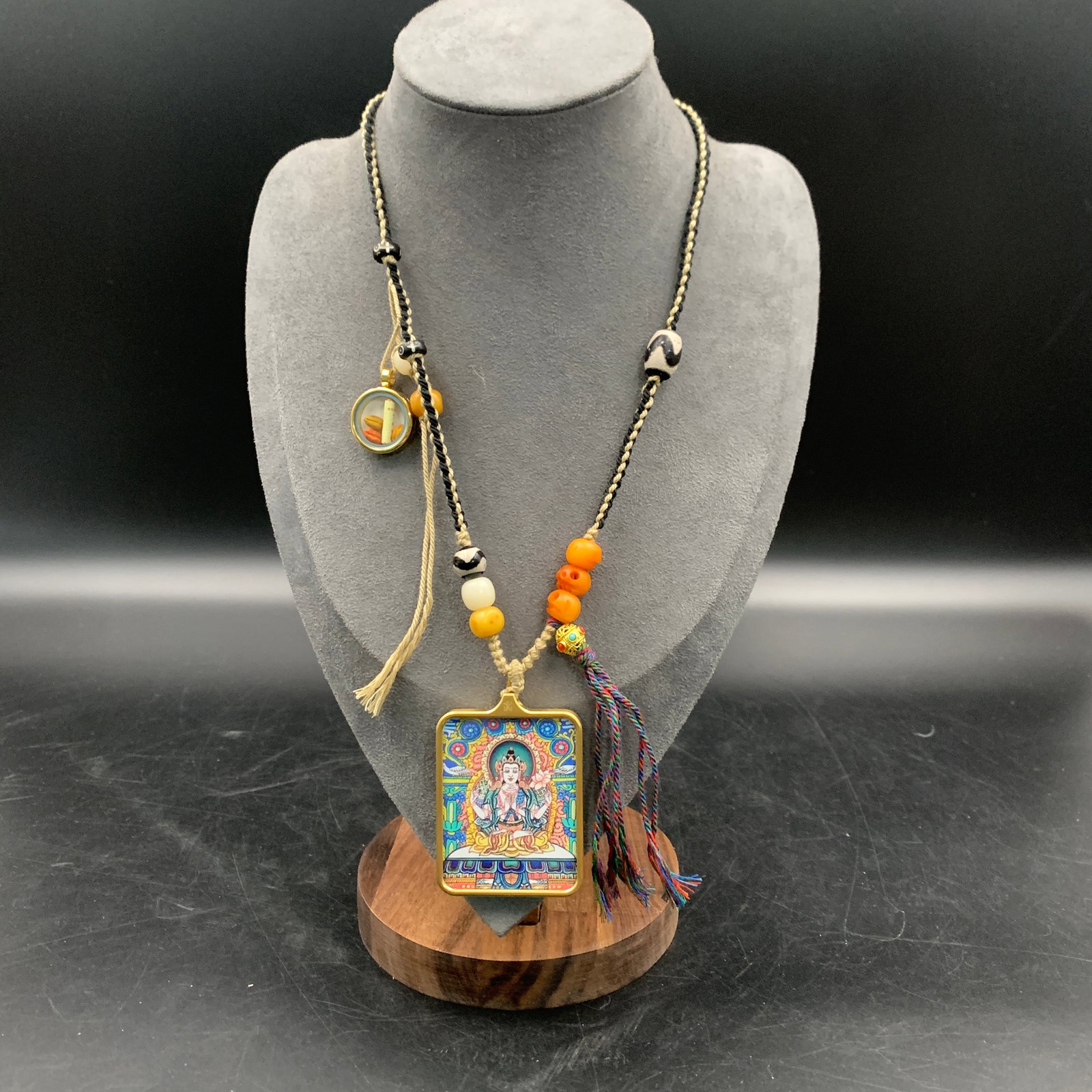 TIBETAN BUDDHIST GHAU AMULET PENDANT NECKLACE