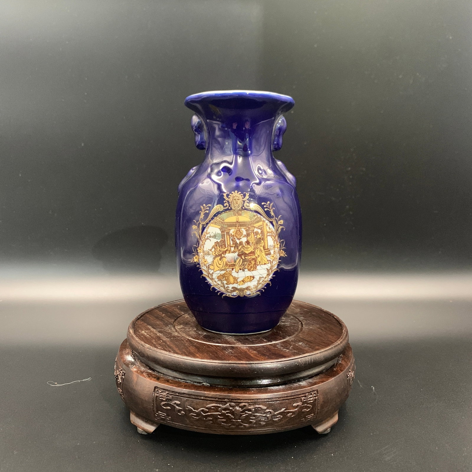 COBALT BLUE CHINOISERIE DECORATIVE PORCELAIN VASE