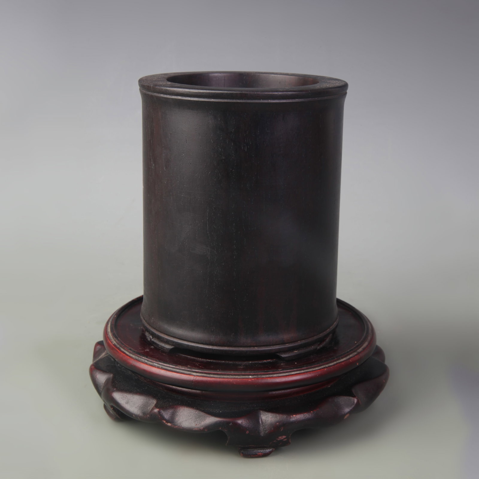 PLAIN SANDALWOOD HARDWOOD SCHOLAR'S BRUSH POT