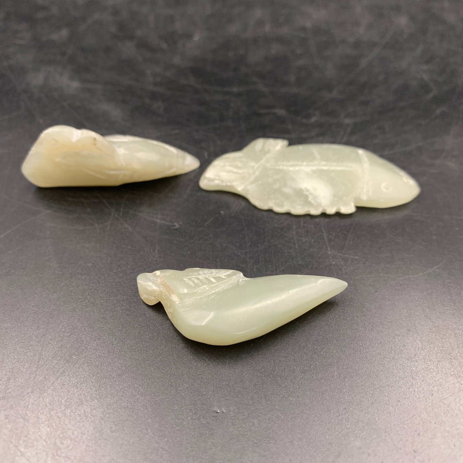 GROUP OF THREE HETIAN JADE PENDANT