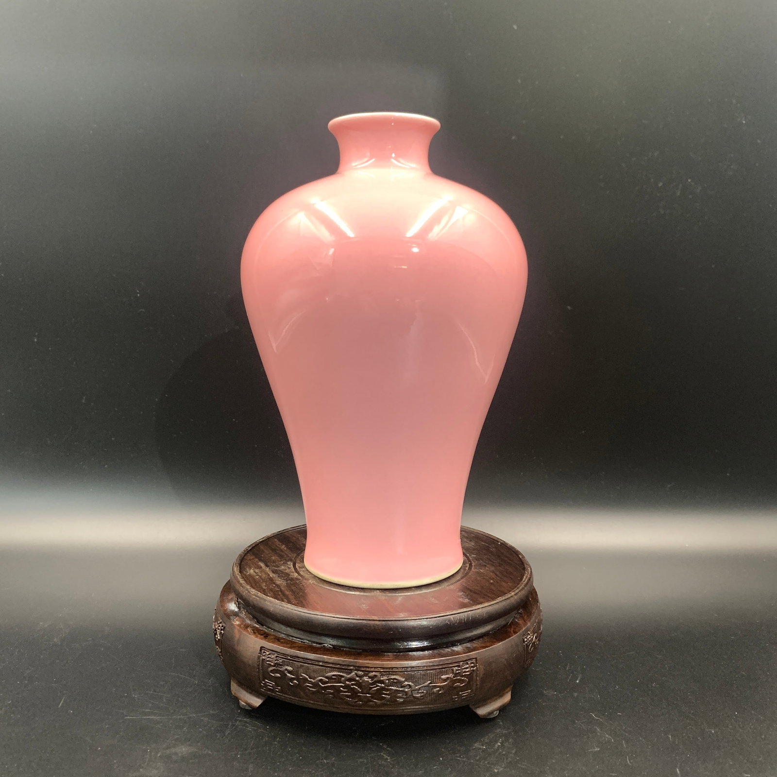 PEACH-BLOOM COLOR GLAZED MEIPING PORCELAIN VASE
