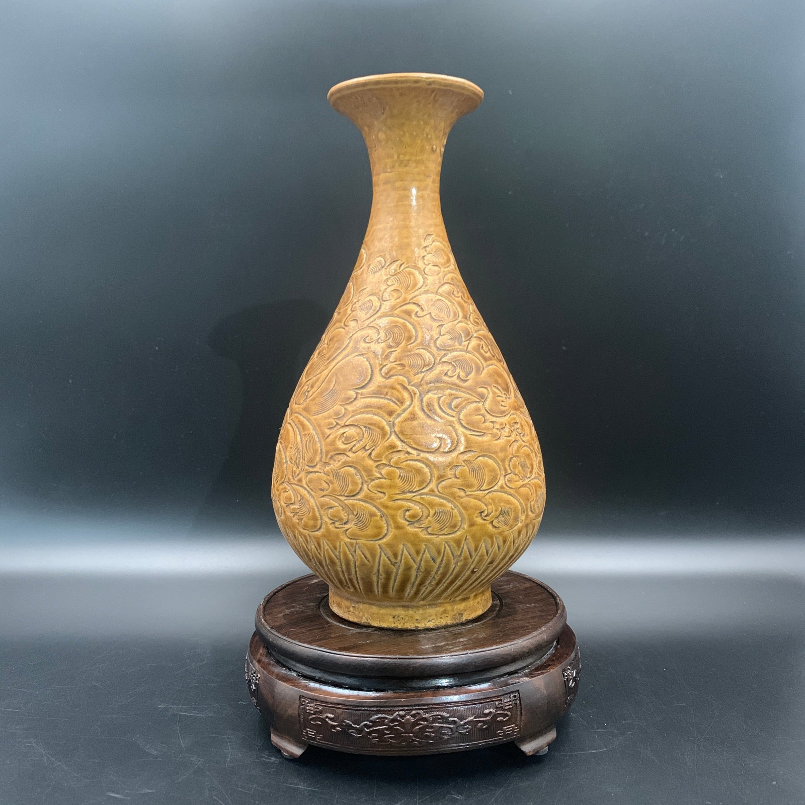 CARVED YELLOW-GLAZED CERAMIC VASE - 2