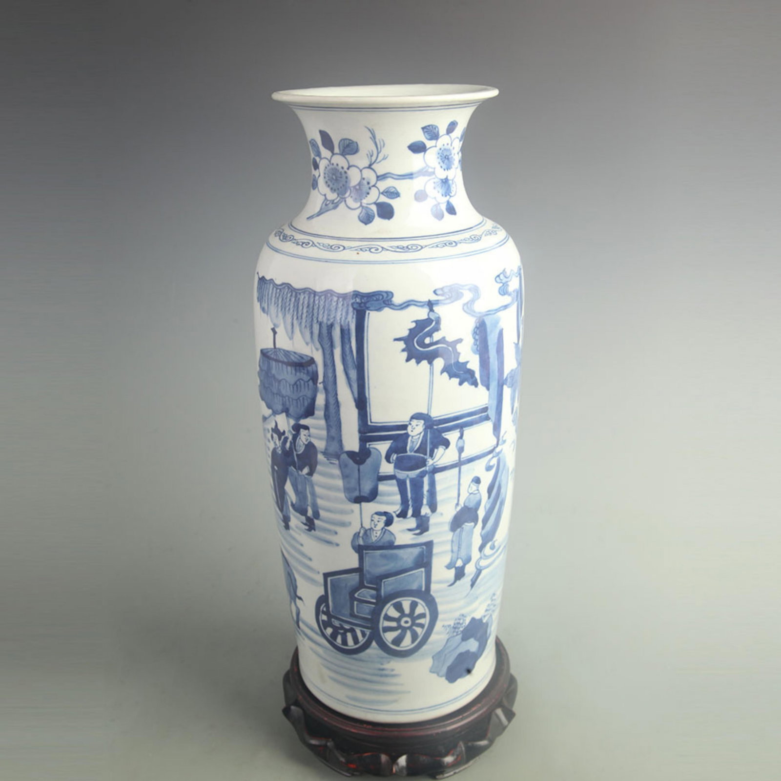 A FINE BLUE AND WHITE FIGURE BARREL-SHAPED PORCELAIN VASE: Qing Dynasty Kang Xi Period; High: 16.0 inch; Width: 7.00 inch; . Wooden base for display only