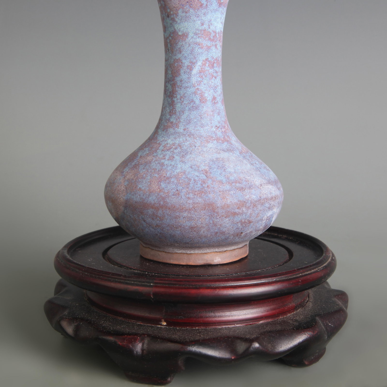A FINE JUN WARE SMALL LONG NECK BOTTLE - 3
