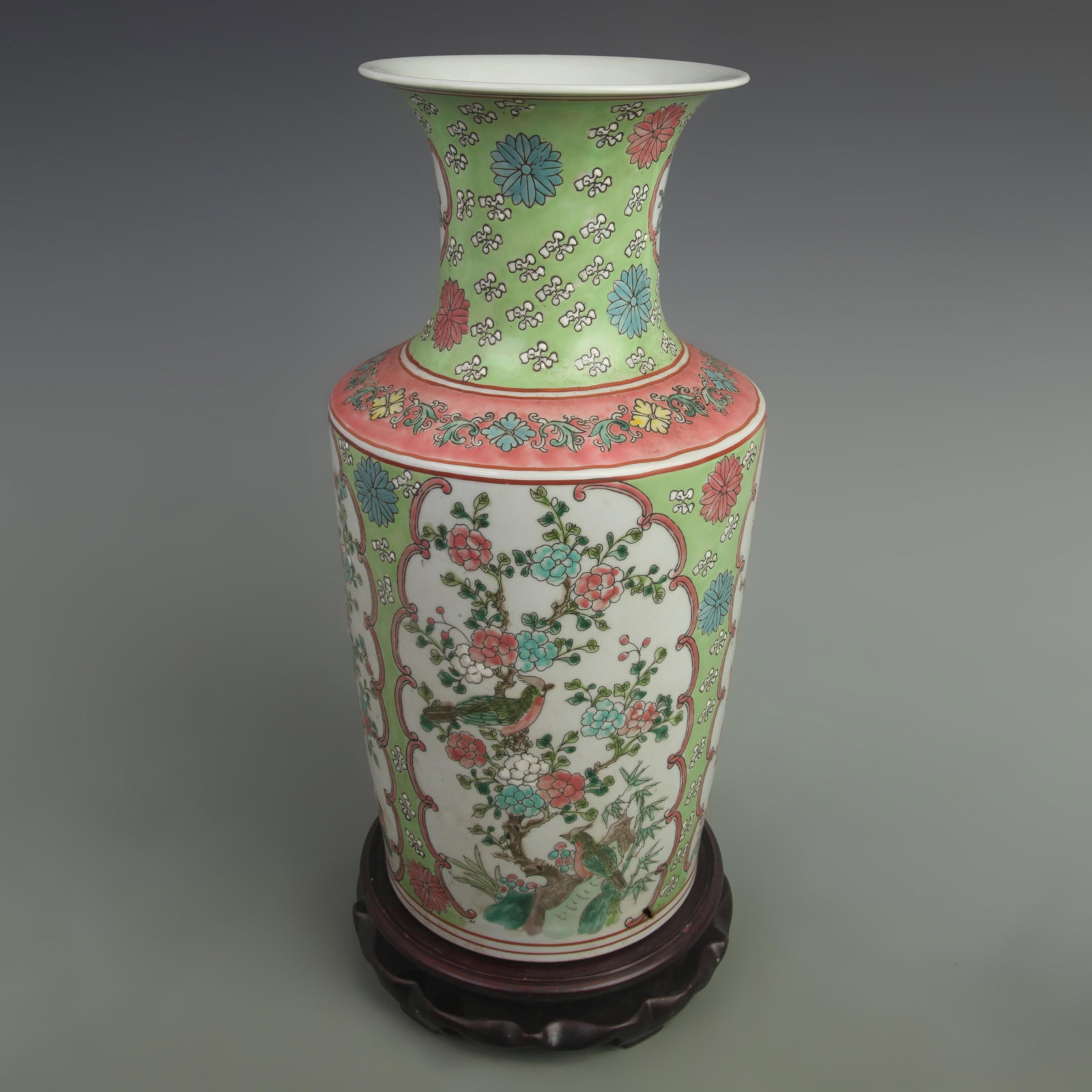 FAMILLE ROSE GREEN GROUND FLOWER AND BIRD PATTERN VASE (1 of 7)