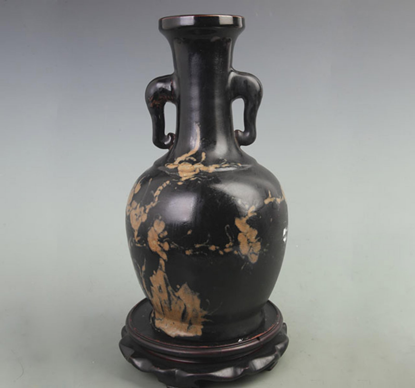BLACK COLOR GLAZED YUE FU MARK DOUBLE-EARED PORCELAIN VASE