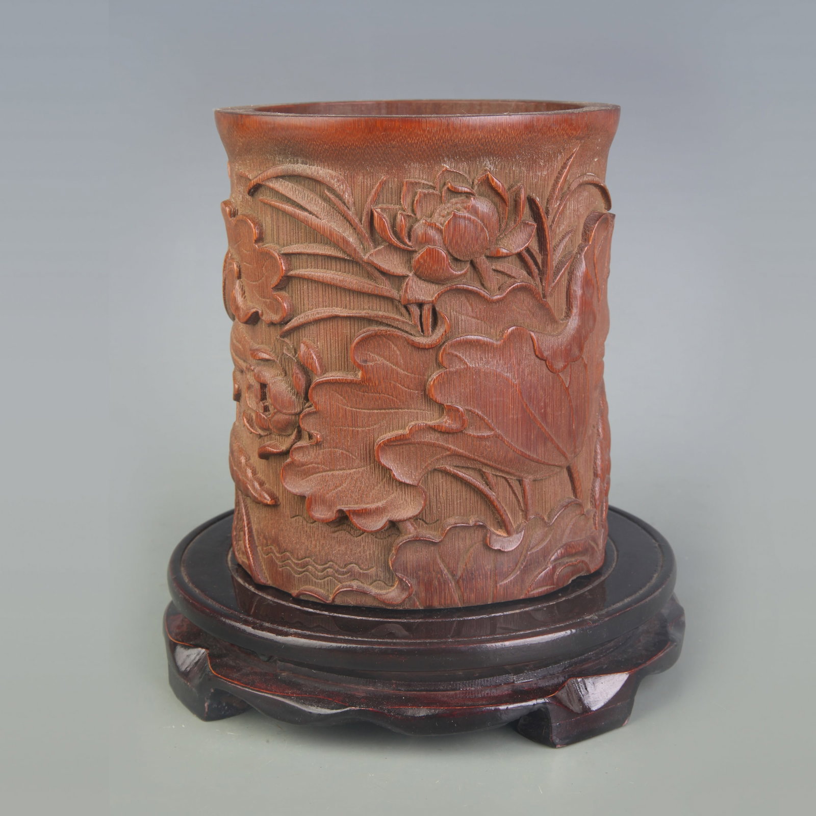 A CARVED BAMBOO BRUSH POT