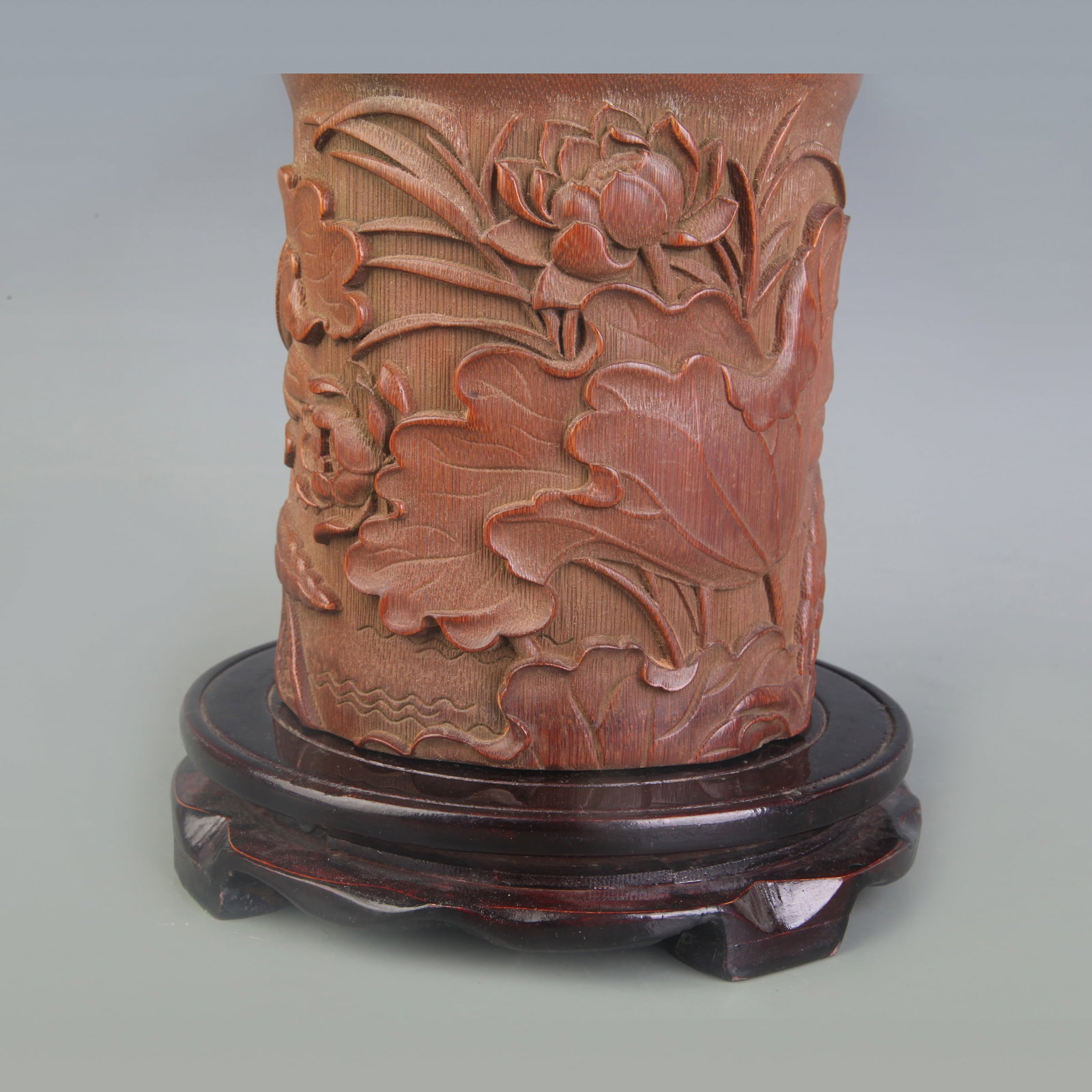A CARVED BAMBOO BRUSH POT - 3