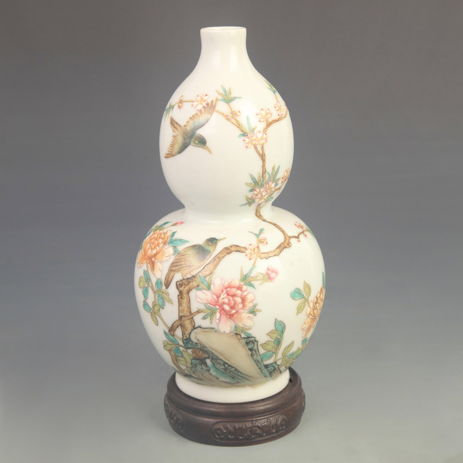 ENAMEL FLORAL AND BIRD PATTERN GOURD STYLE PORCELAIN VASE