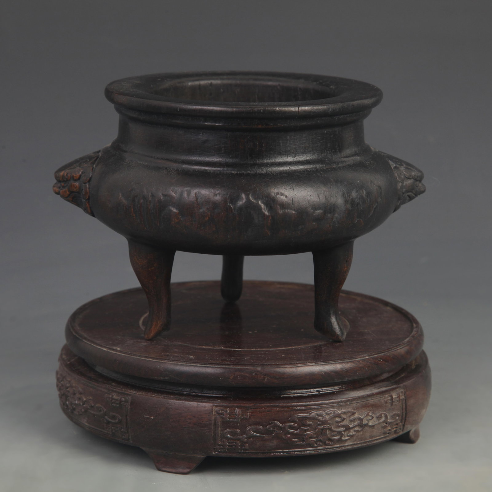 BAMBOO ROOT CARVED LANDSCAPE PATTERN BEAST EAR TRIPOD CENSER