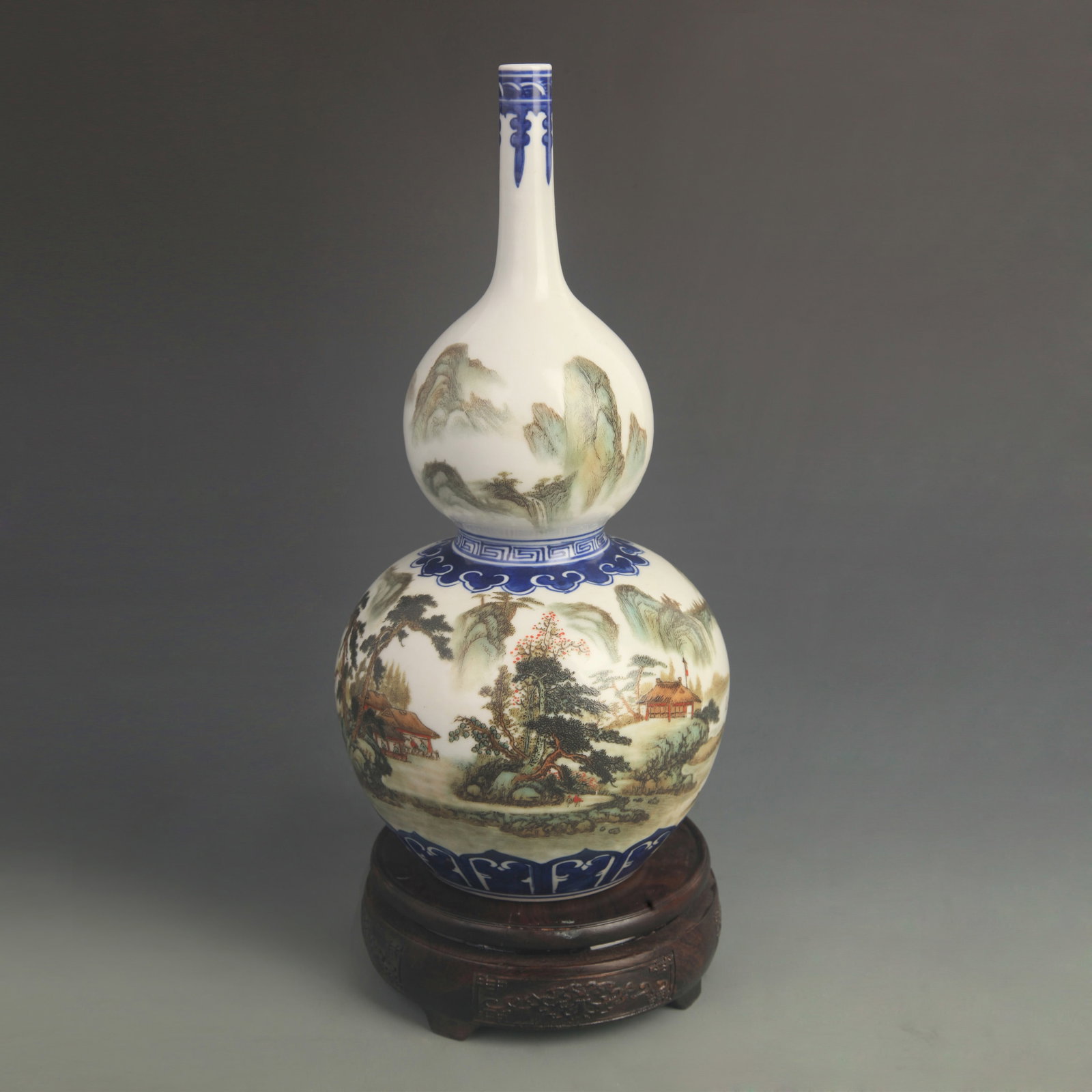 FAMILLE ROSE LANDSCAPE PATTERN LONG NECK GOURD VASE
