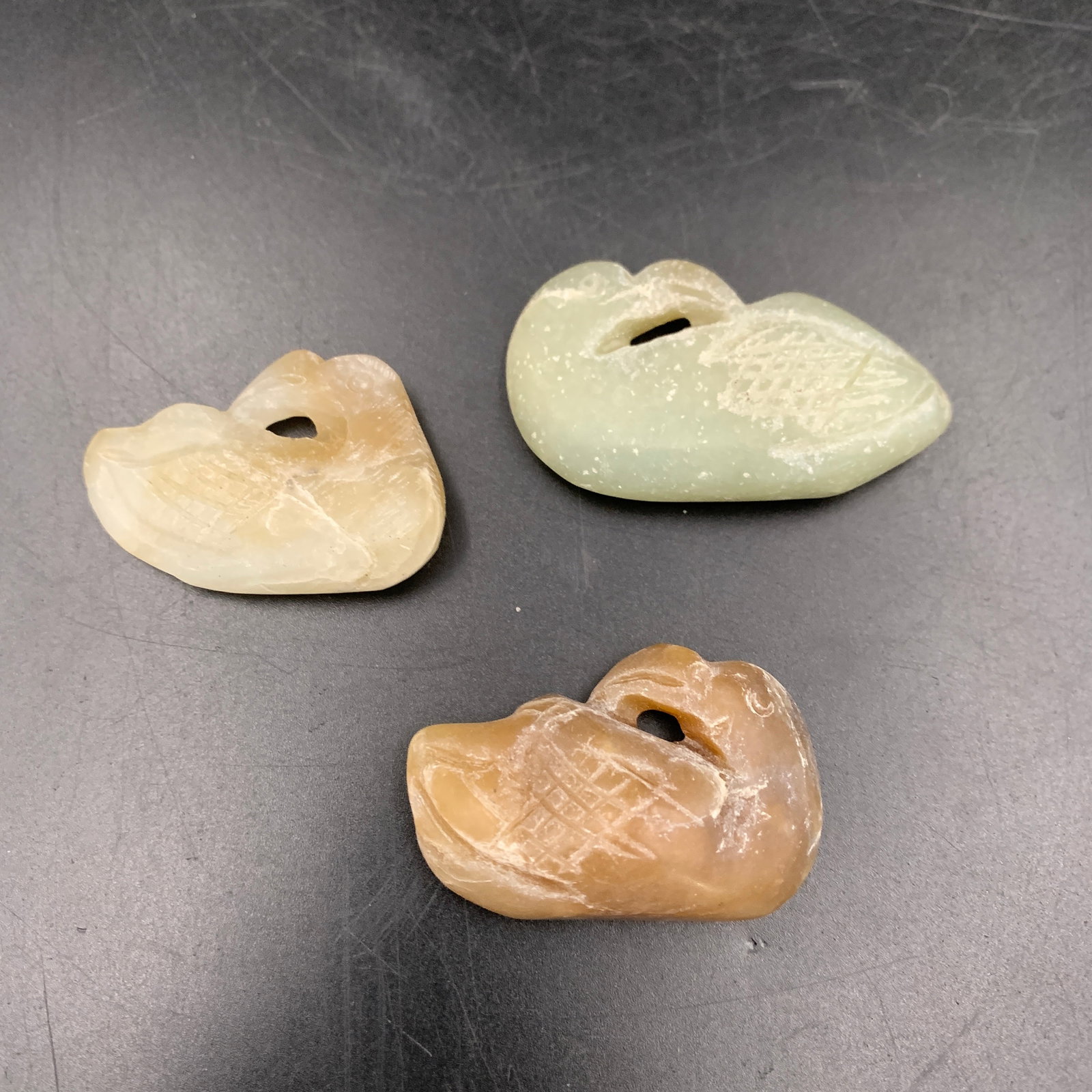 GROUP OF THREE HETIAN JADE PENDANT (1 of 4)