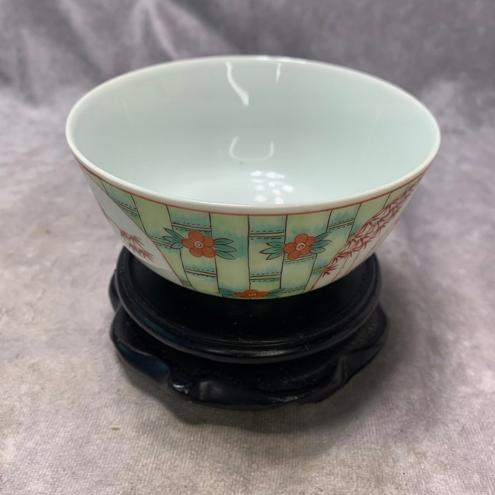 A TONG ZHI MARK FAMILLE ROSE LONGEVITY BOWL