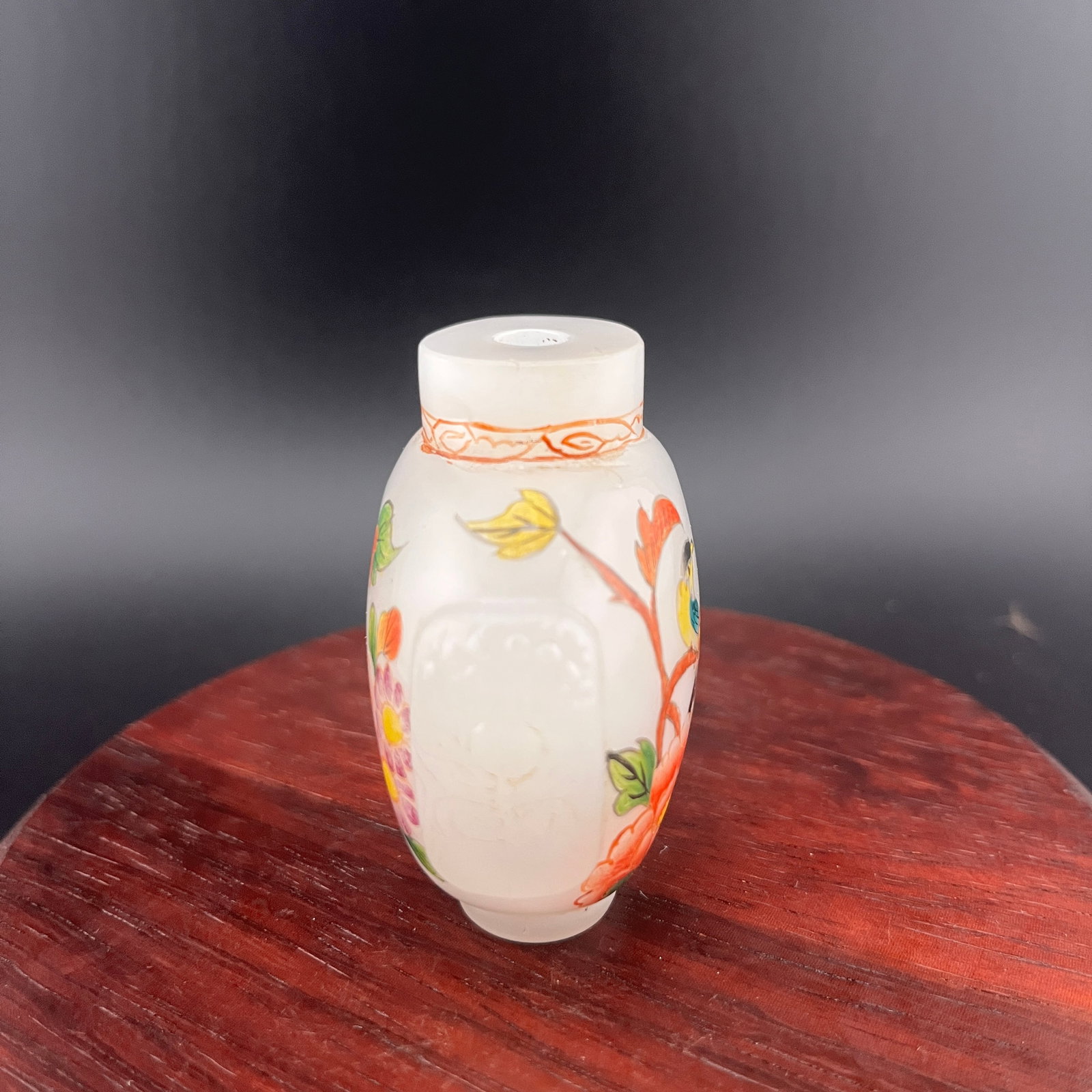 A FINE GLASS MADE FISH PATTERN SNUFF BOTTLE - 4