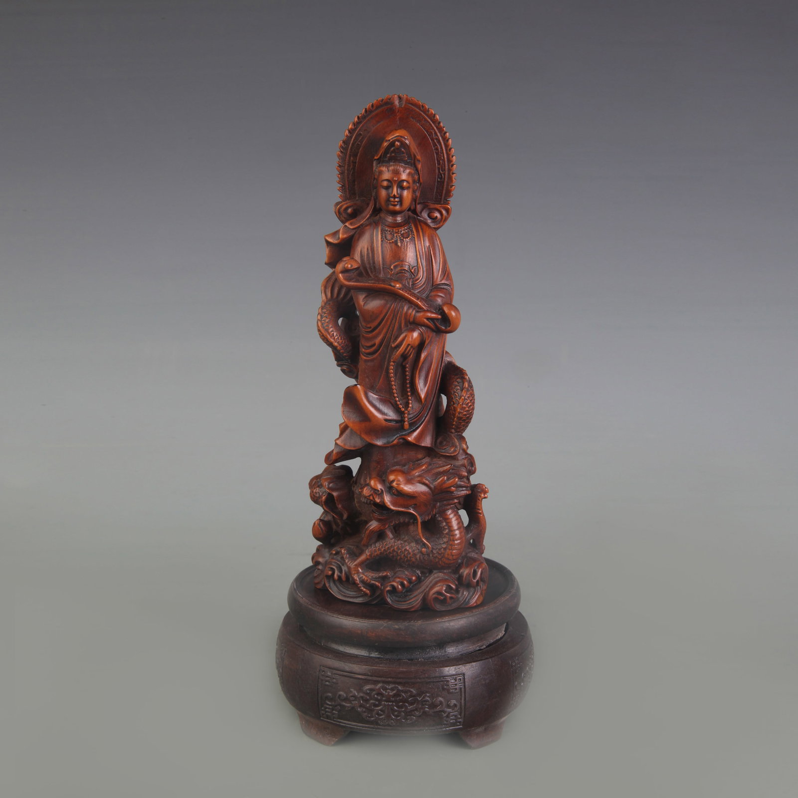 A BOXWOOD FIGURE OF GUANYIN STATUE