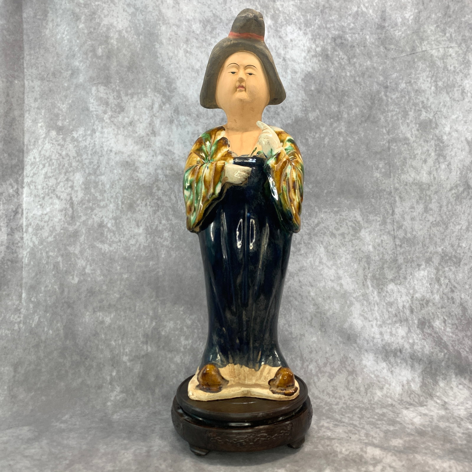 SANCAI-GLAZED TANG-STYLE FAT LADY POTTERY FIGURINE