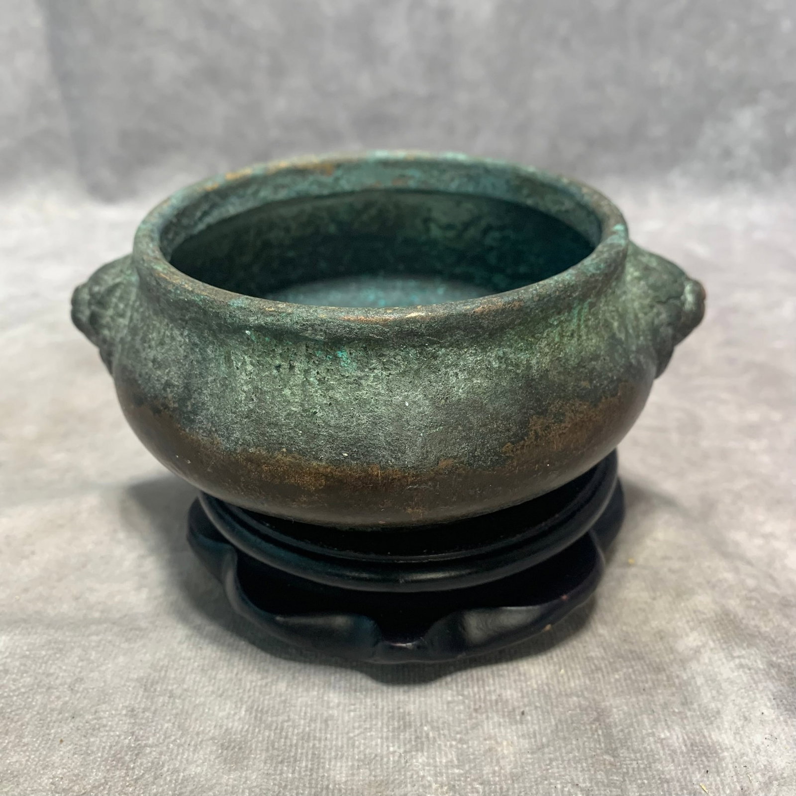 XUAN DE MARK BRONZE INCENSE BURNER WITH LION EARS