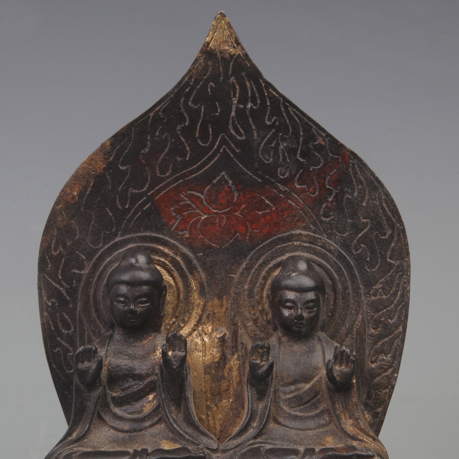 A FINE GILT BRONZE TWIN SEATED BUDDHA STATUE: Ming Dynasty Style; High: 8.5 inch; Width: 5.0 inch; Wooden base for diplay only