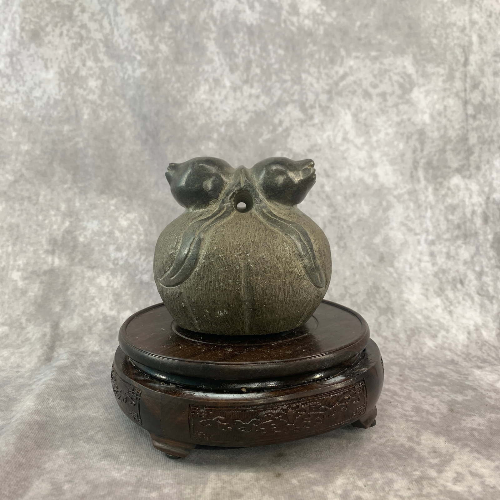 A FINE DOUBLE PEACH STYLE STONE WEIGHT - 3
